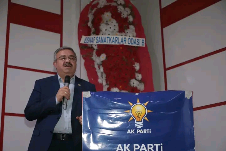 AK PARTİ MİLLETVEKİLLERİ, İSCEHİSAR İLÇESİNDE KONGREYE KATILDI