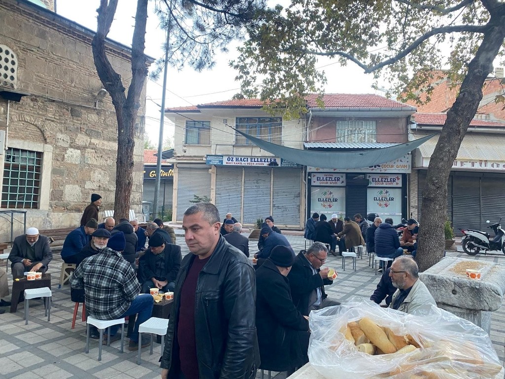ULU CAMİİ’NDE SABAH NAMAZI BULUŞMASI