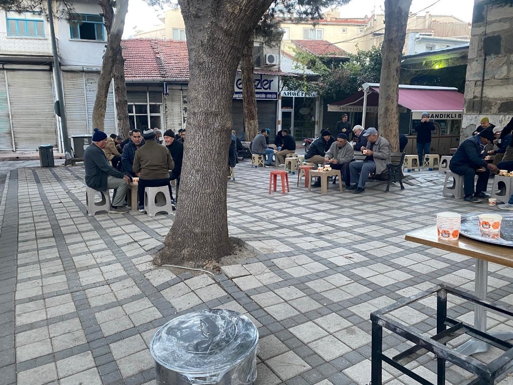 ULU CAMİİ’NDE SABAH NAMAZI BULUŞMASI
