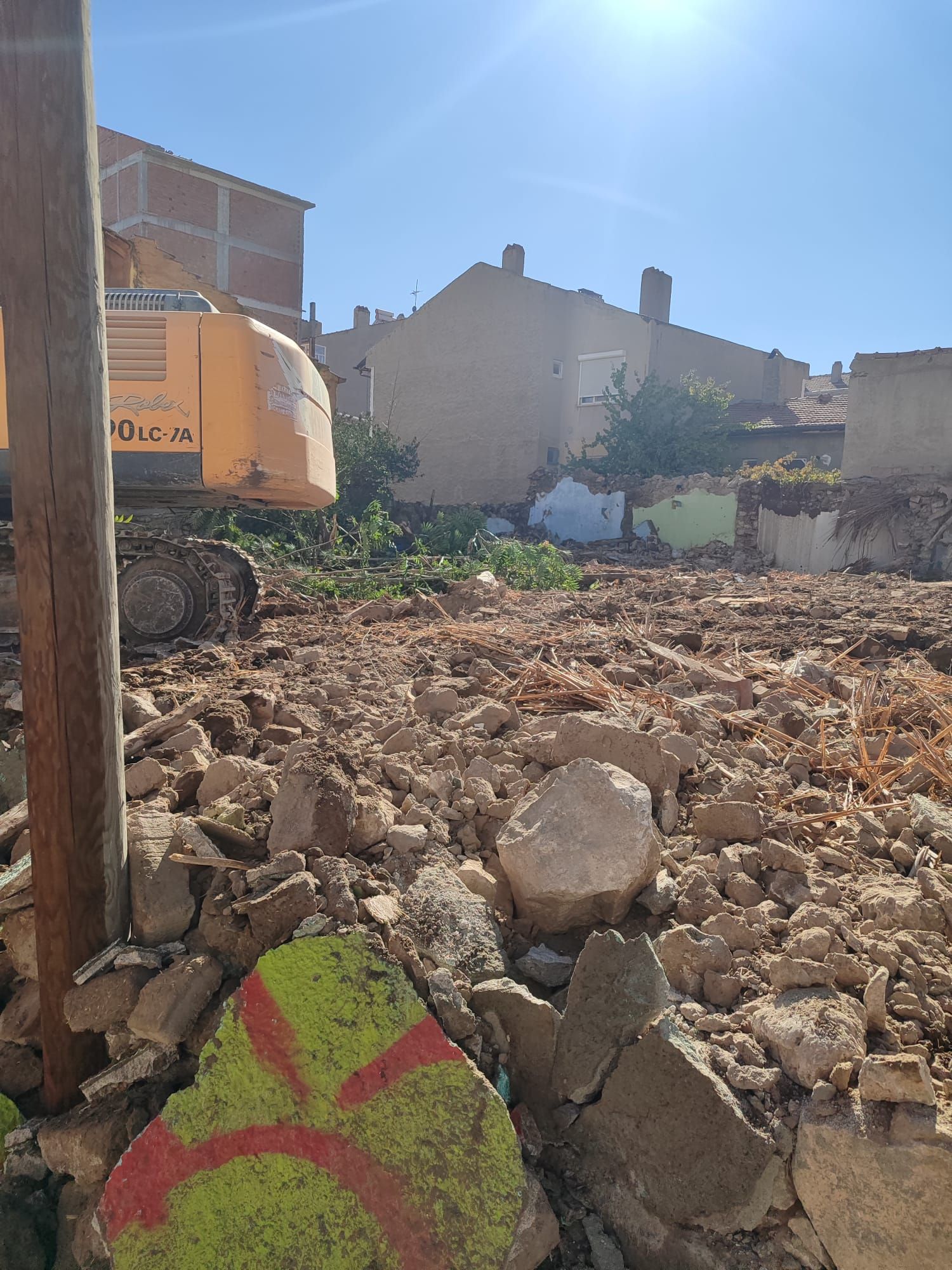 Emirdağ’da Riskli Yapılar Tespit Edilip Yıkılıyor