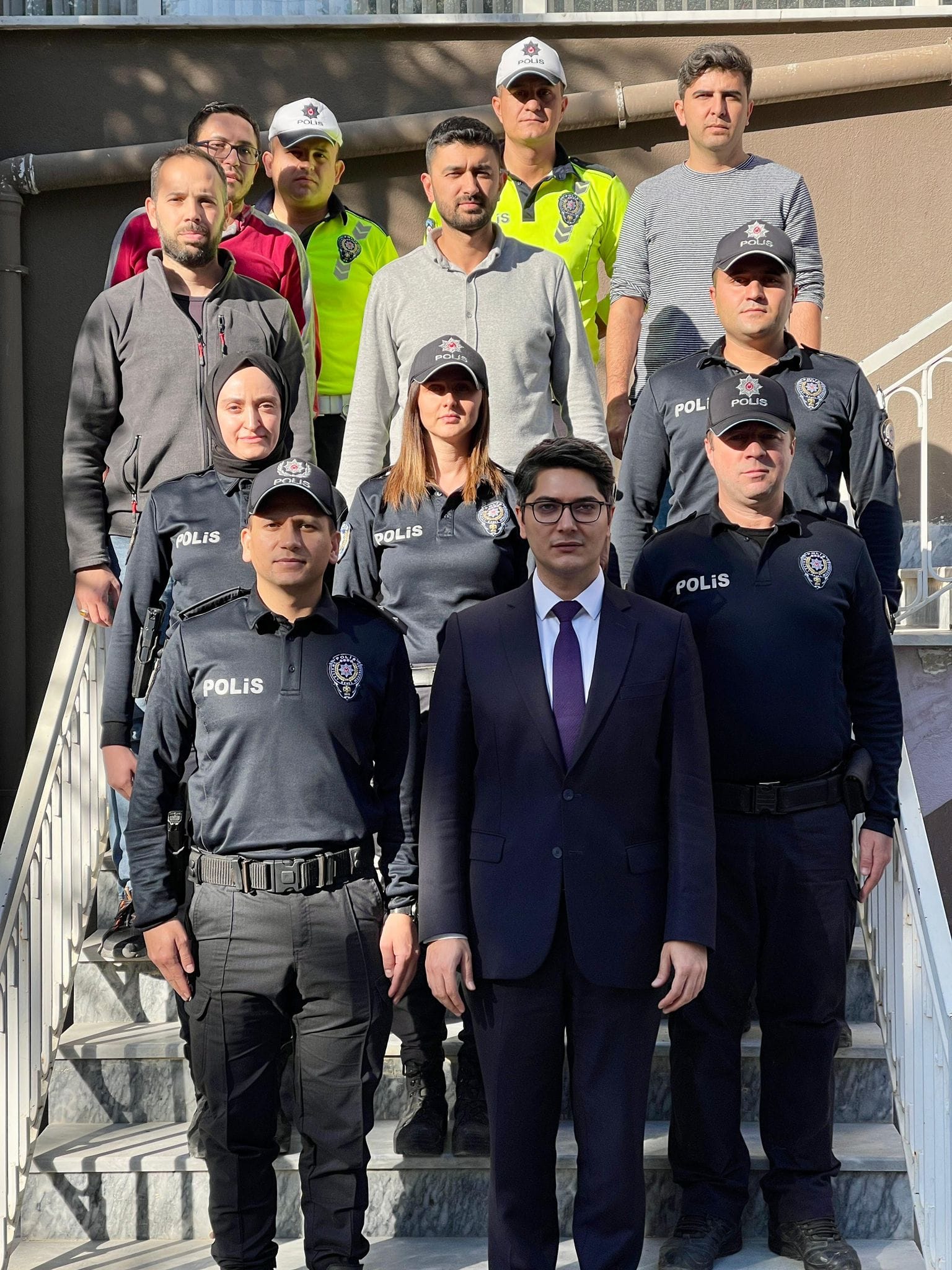 Sinanpaşa Kaymakamı Serkan Kaya, Veda Ziyareti Gerçekleştirdi