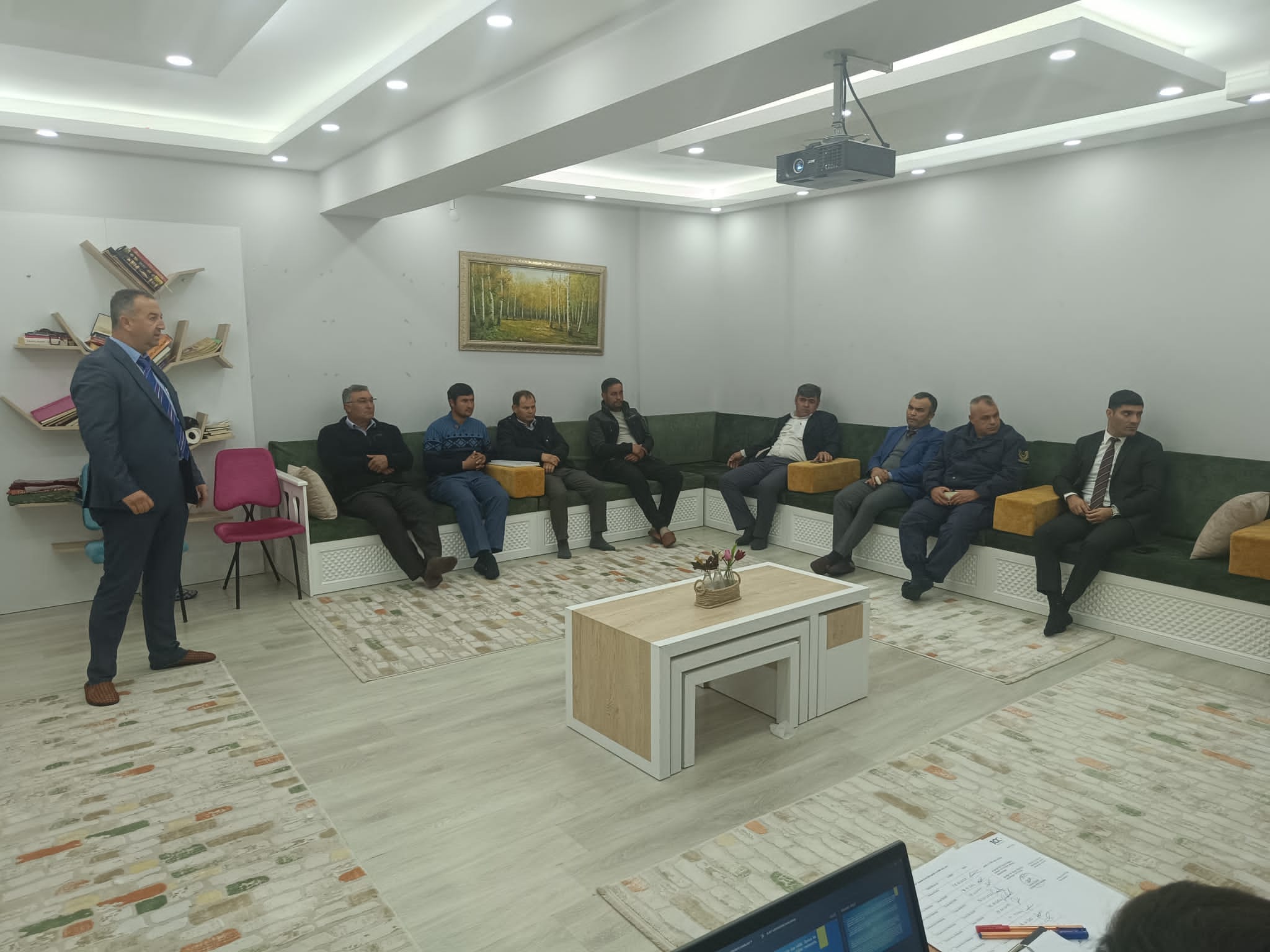 Bayat’ta 2024 Yılı Köy Muhtarları Hizmet İçi Eğitim Programı gerçekleştirildi