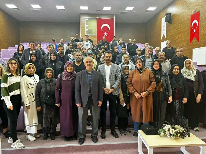 Koruyucu aileler için Psiko-Eğitim semineri düzenlendi