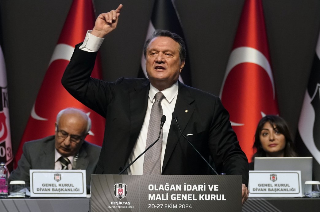Hasan Arat’tan Sert Sözler: "Beşiktaş Ticari Menfaatlerinizi Tatmin Etme Yeri Değildir"