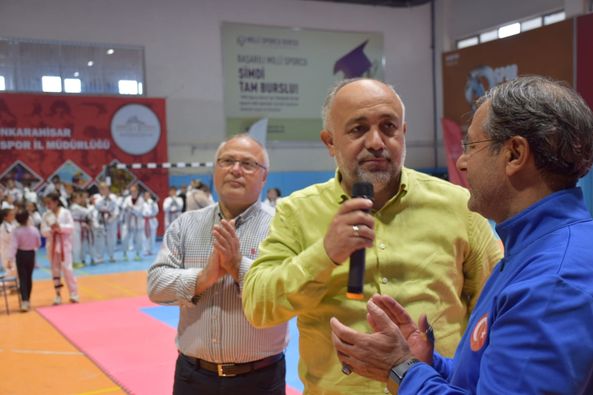 Taekwondo Müsabakaları Afyonkarahisar'da İlk Kez Elektronik Sistemde Yapıldı
