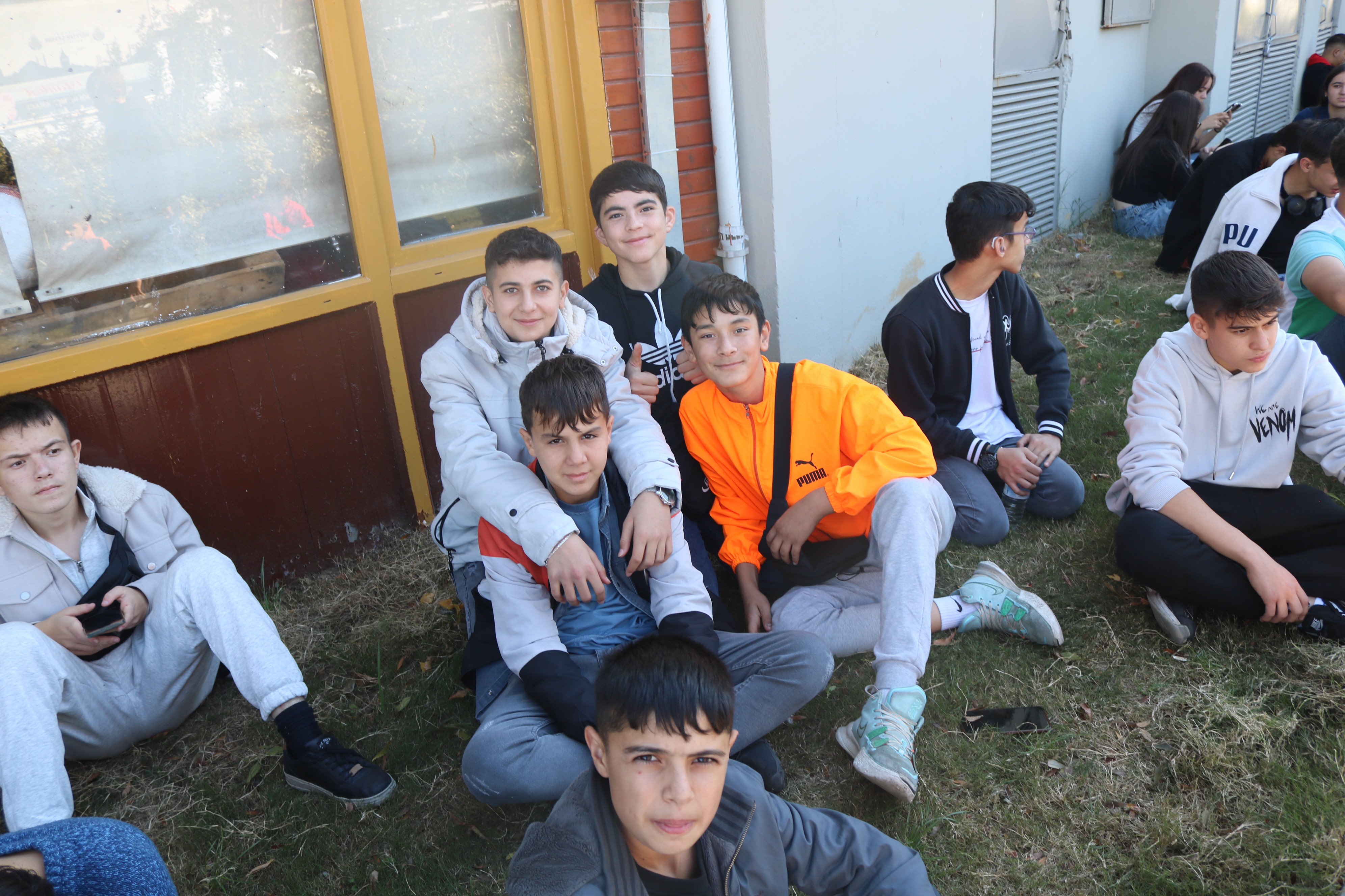 RSP TEKNİK KOLEJİ ÖĞRENCİLERİ İSTANBUL GEZİSİNİ KÖFTECİ YUSUF'TA ZİYAFETLE NOKTALADI