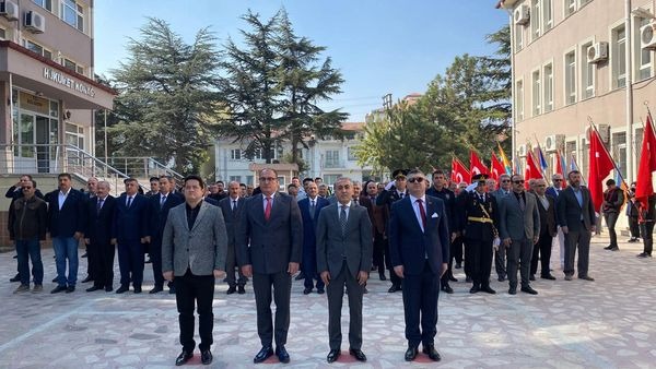 BOLVADİN'DE CUMHURİYETİN 101. YILI KUTLAMALARI BAŞLADI