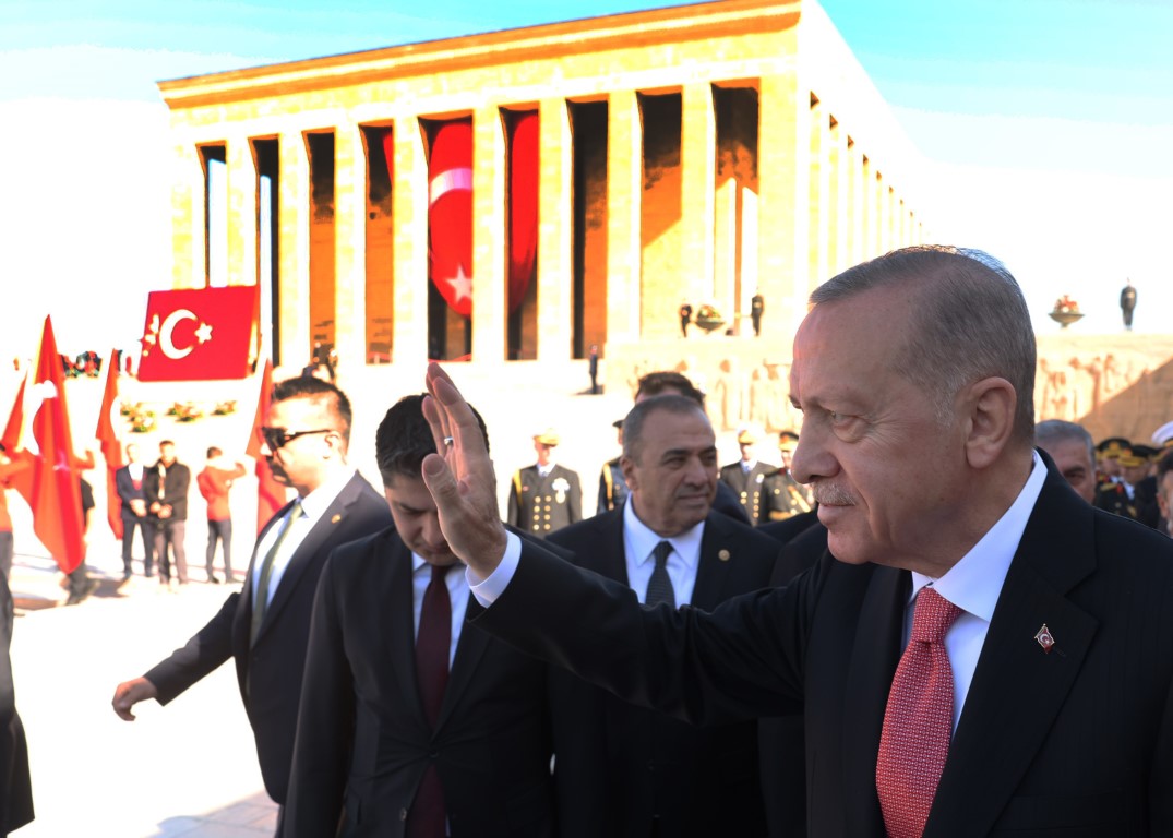 Devlet Erkanı Anıtkabir’i Ziyaret Etti