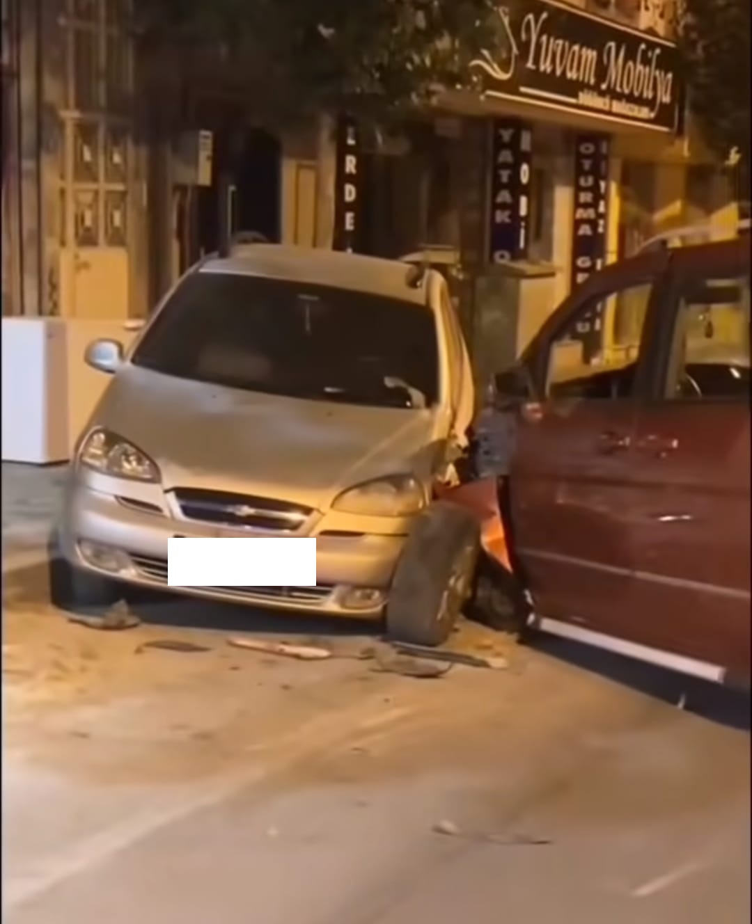 Kaza Geliyorum Demedi Araçlar Kullanılmaz Hale Geldi