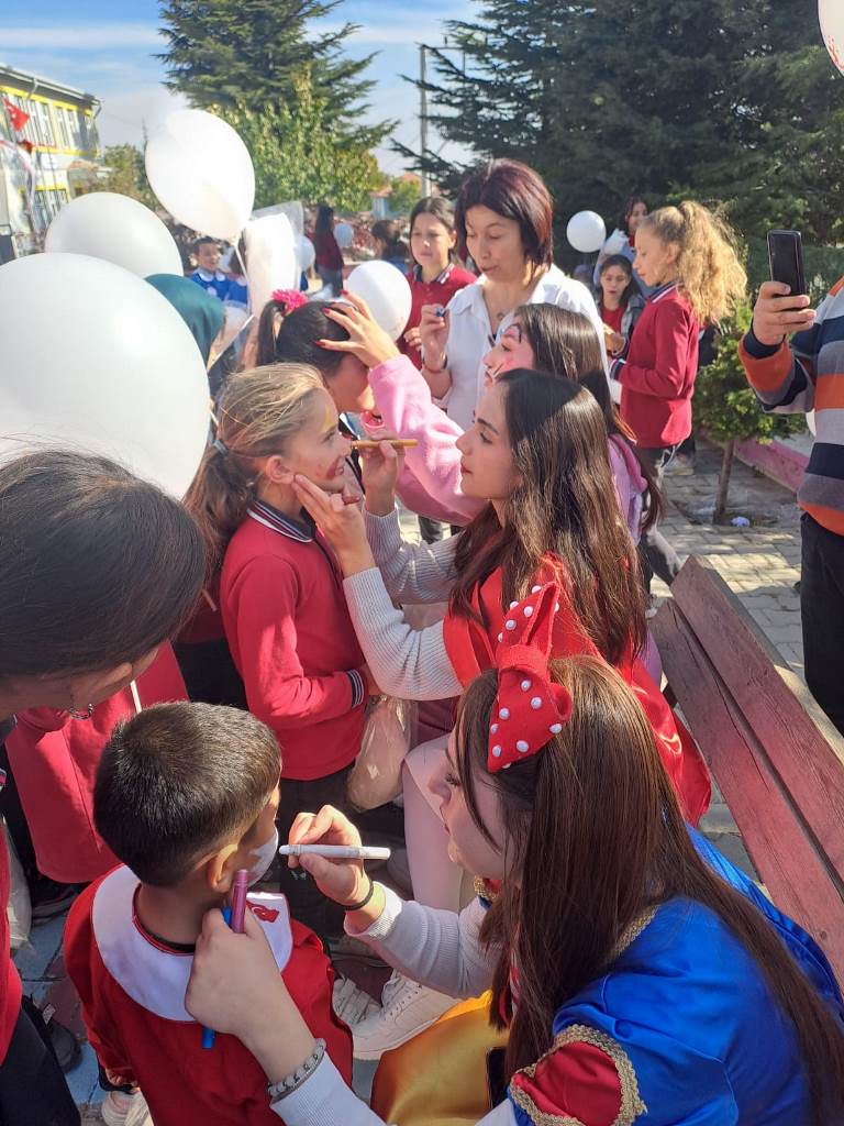 KIZILDAĞ İLKOKULU'NDA CUMHURİYET BAYRAMI COŞKUSU