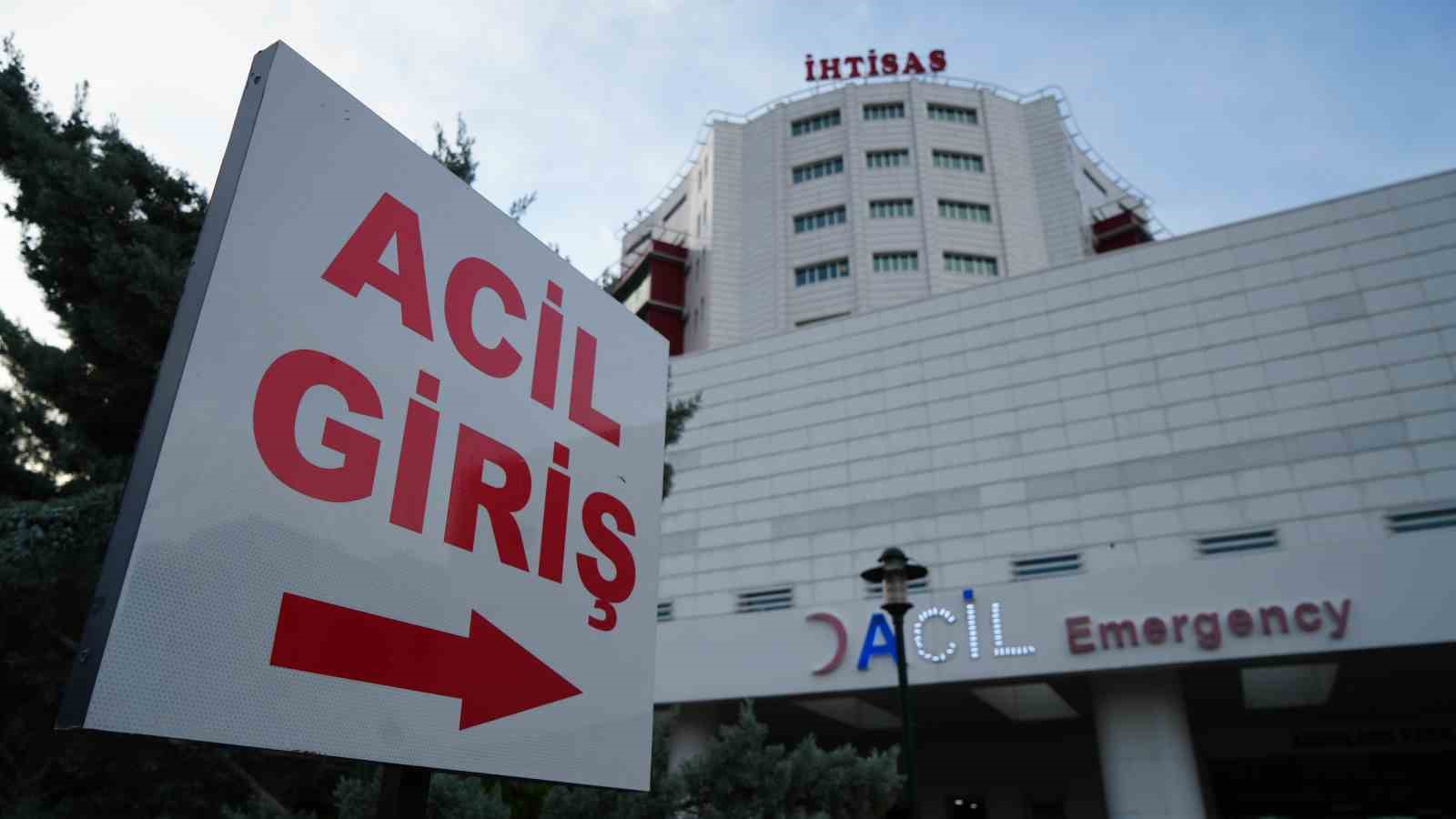 Tartıştığı Babasını Bıçakla Yaraladı