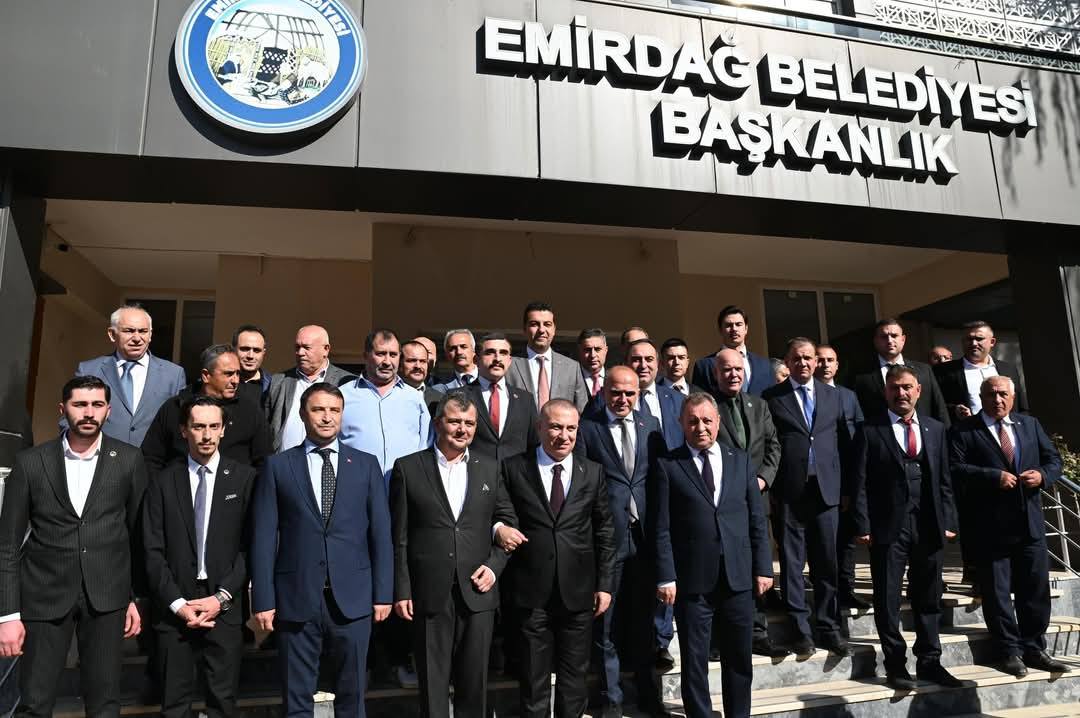MHP Genel Başkan Yardımcısı Yönter Emirdağ Belediyesini Ziyaret Etti