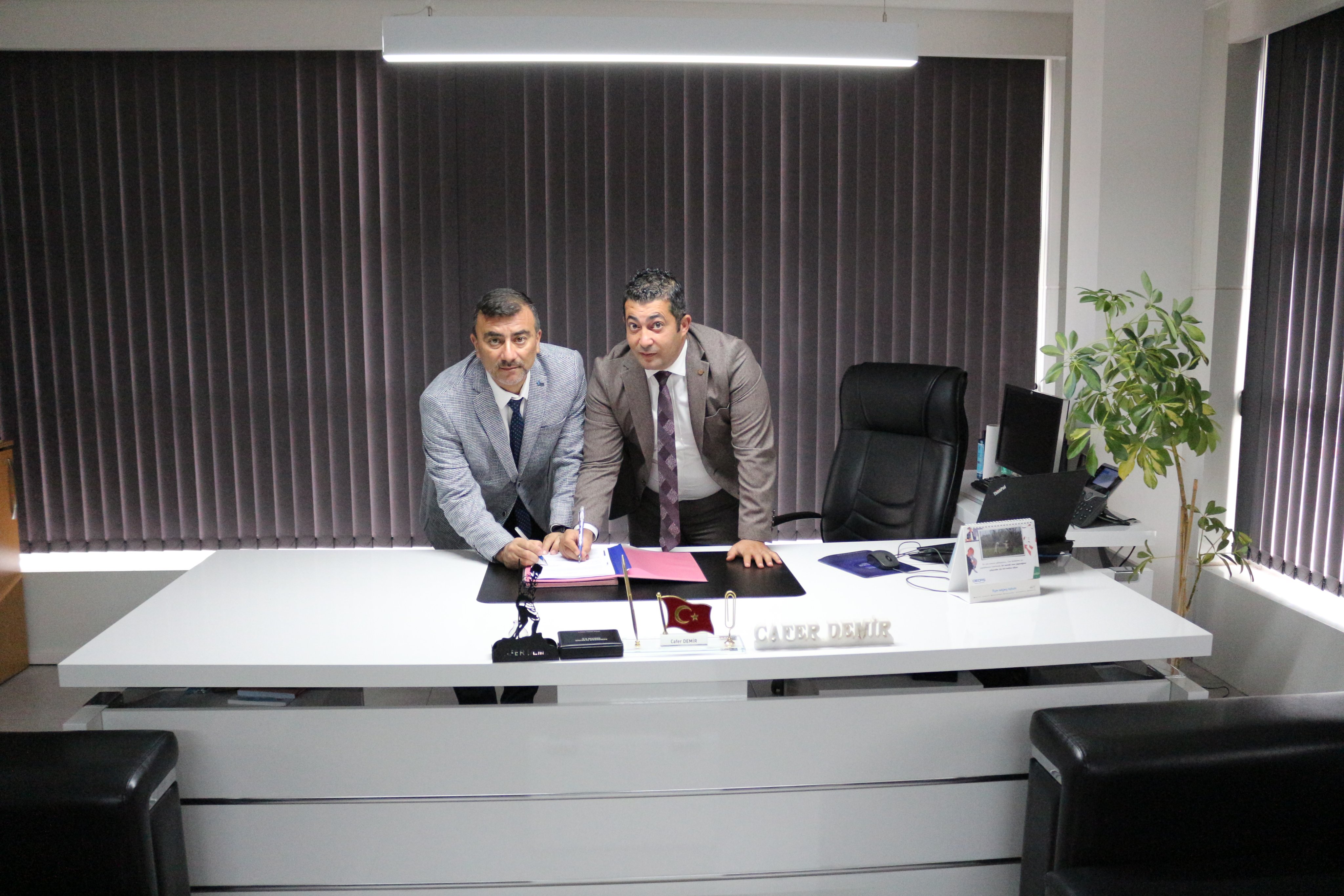 İŞKUR ve OEDAŞ İş Birliğiyle "Çatı Üstü GES" Projesinde İmzalar Atıldı