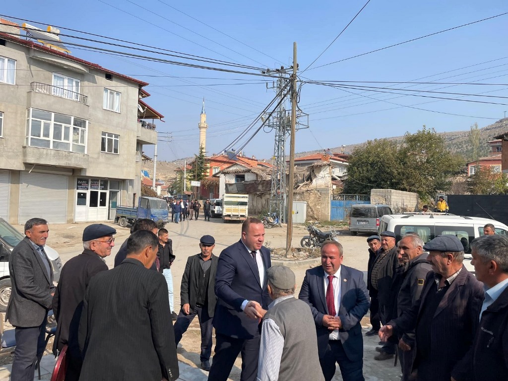 KAYMAKAM ESER, YARIŞLI KÖYÜNÜ ZİYARET ETTİ