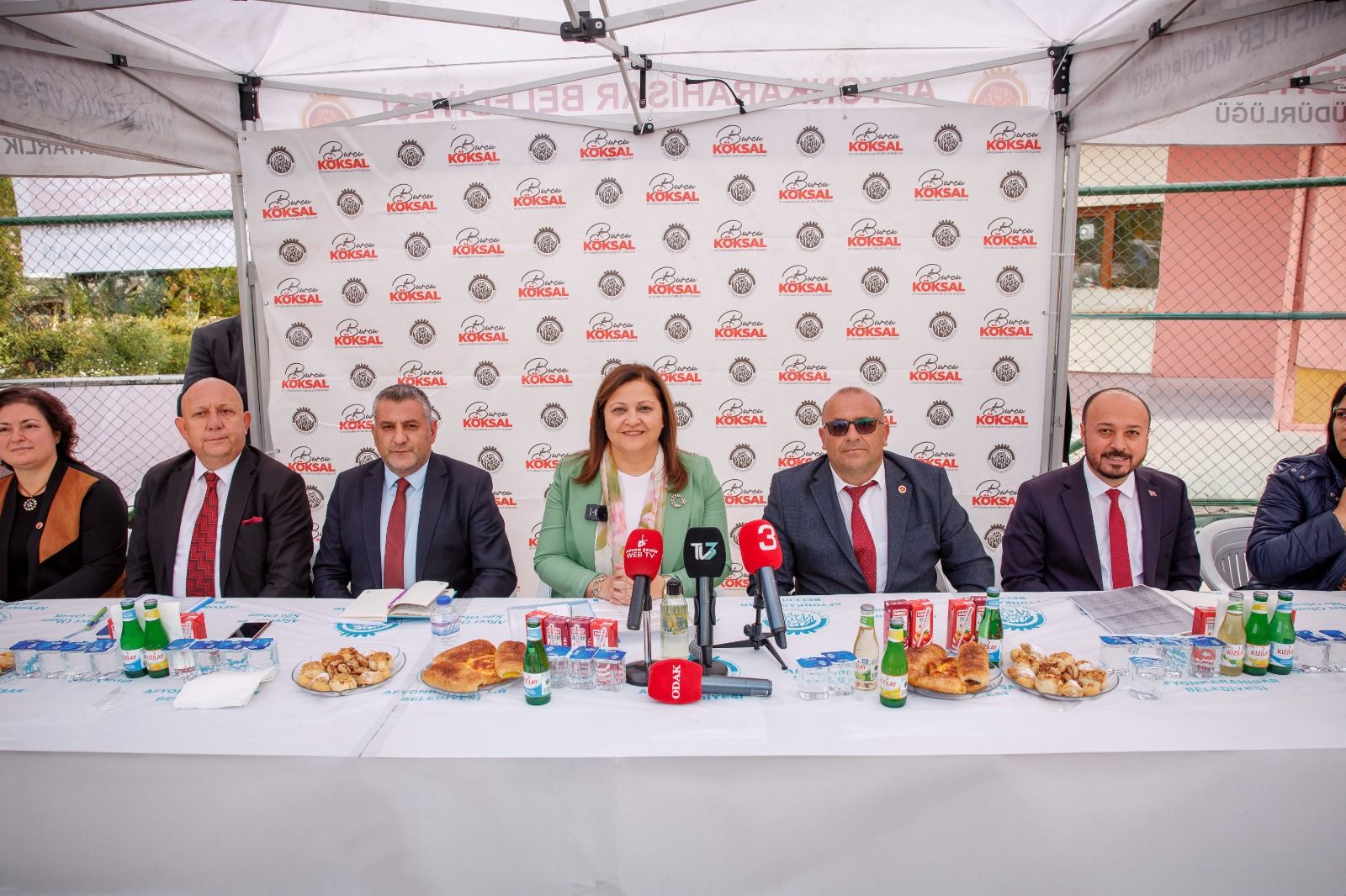 "Mahalle Buluşmalarında Vatandaşlarla Birlikteyiz"  Başkan Köksal Hasan Karaağaç Mahallesi’nde Vatandaşlarla Buluştu