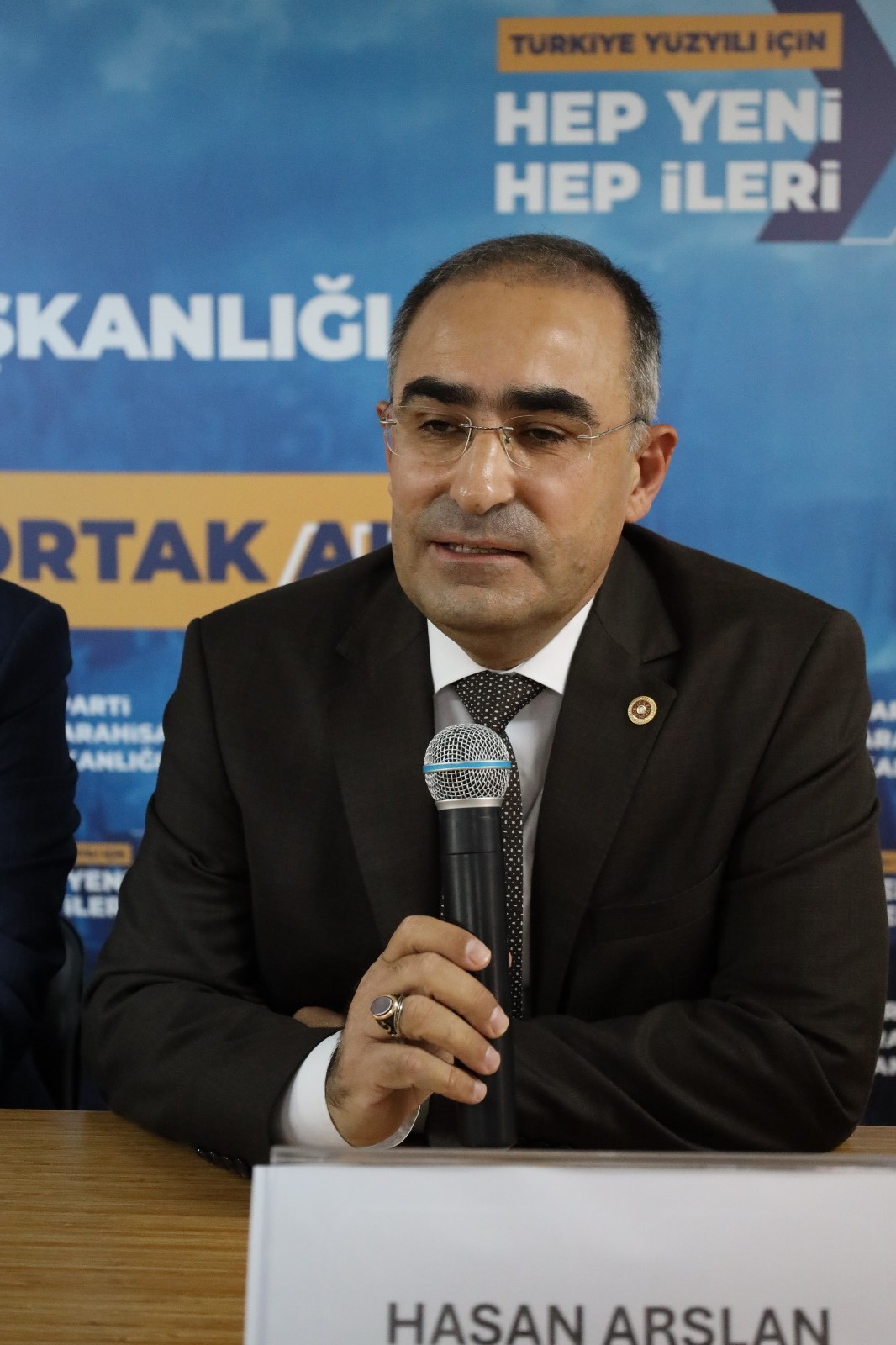 AK Partili Arslan "En disiplinli parti AK Parti"