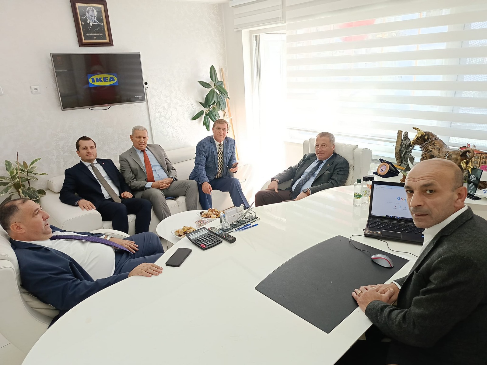 MİLLETVEKİLİ OLGUN, BAŞKAN YÖRÜK’Ü ZİYARET ETTİ