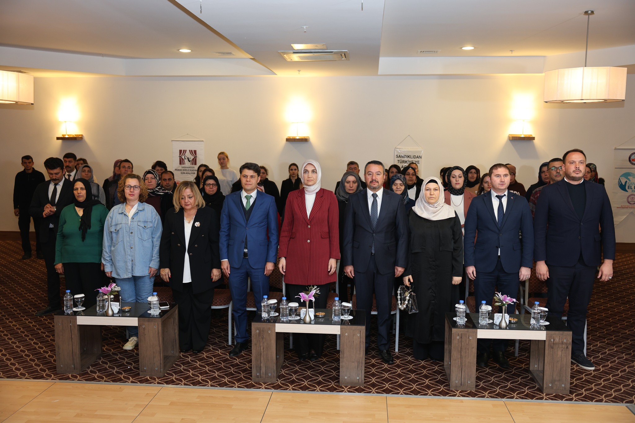 Vali Yiğitbaşı, Gönüllü Hanımlar Derneği’nin 10. Yıl Kutlamasına Katıldı