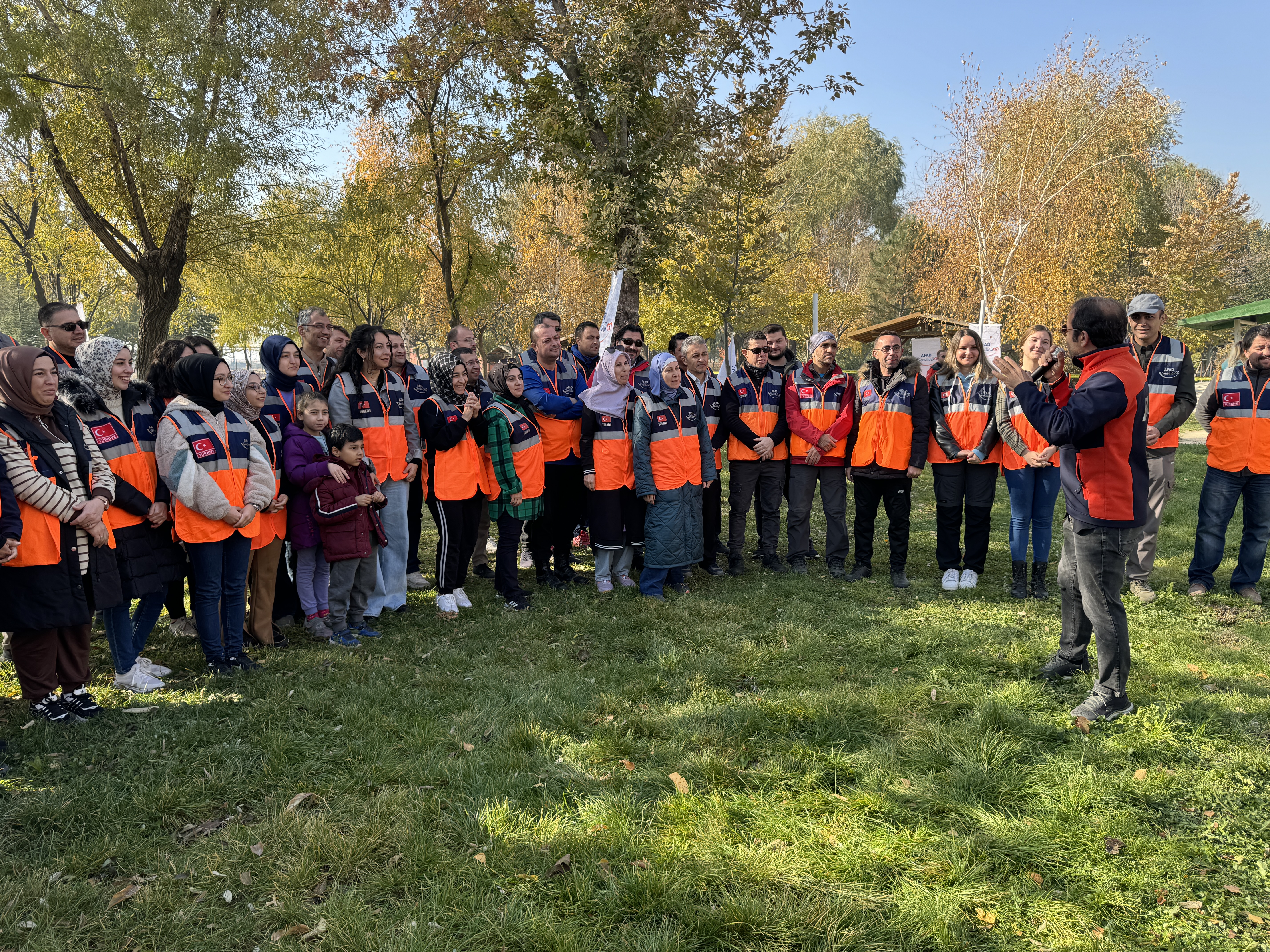 AFYONKARAHİSAR'DA AFAD GÖNÜLLÜLERİ BULUŞTU