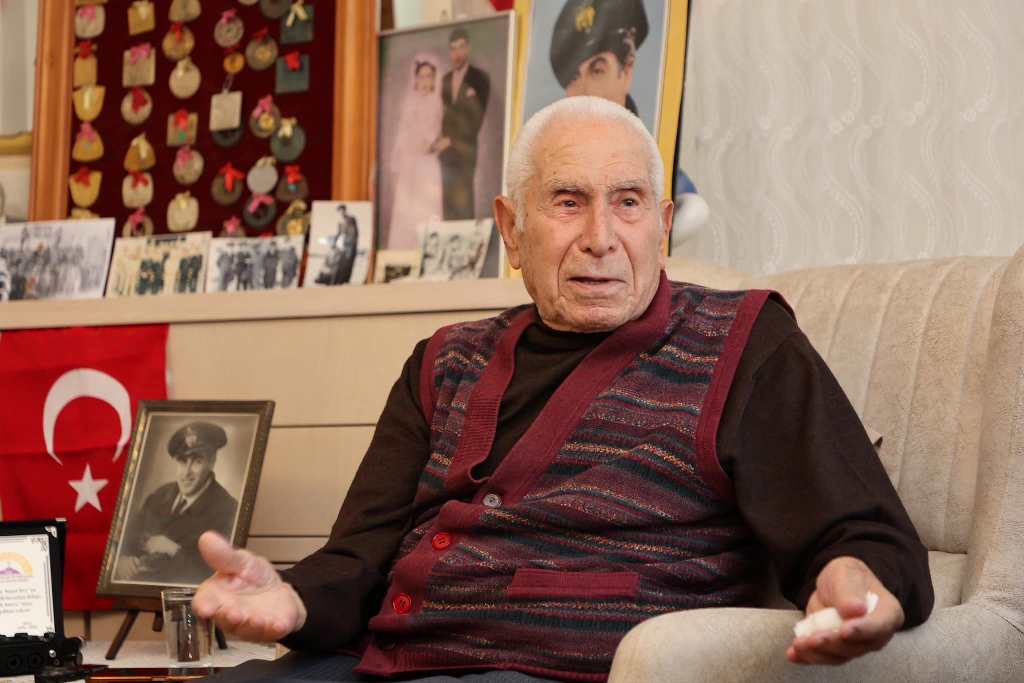 VALİ YİĞİTBAŞI, SANDIKLI'DA ZİYARETLERDE BULUNDU