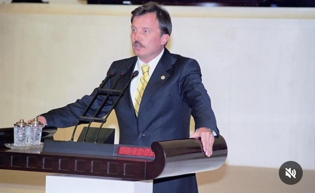 Mahmut Koçak'tan Genç Nesillere 3 Kasım 2002 Paylaşımı