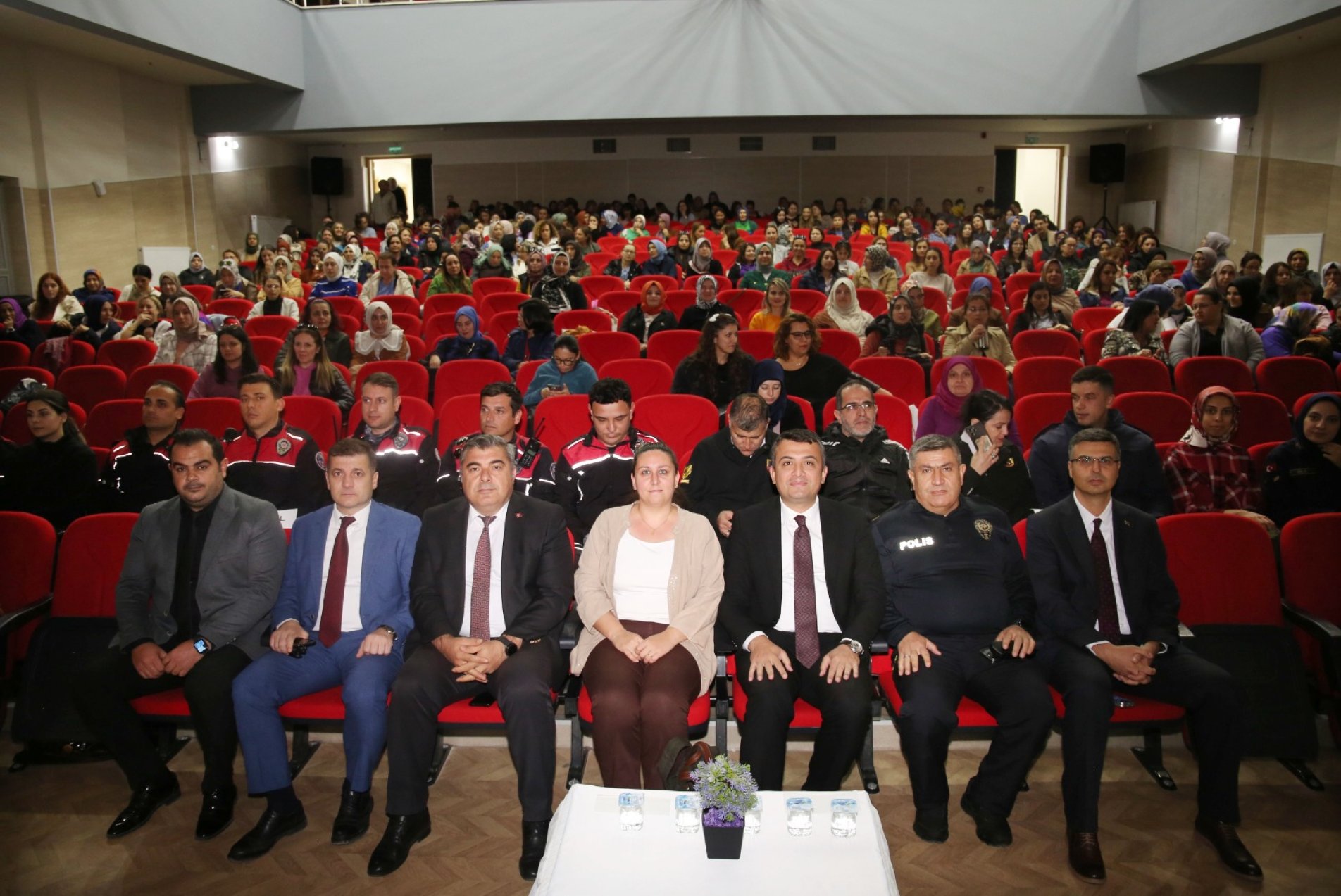 'En İyi Narkotik Polisi Anne'  Farkındalık Programı Düzenlendi