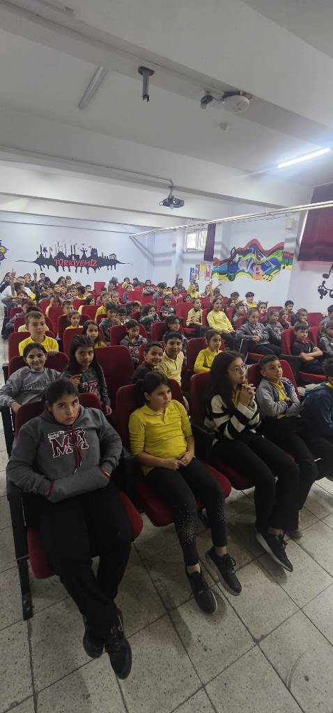 TÜRKELİ GAZETESİ YAZARLARI, SAHİPATA TOKİ İLKOKULU ÖĞRENCİLERİYLE SÖYLEŞİ GERÇEKLEŞTİRDİ