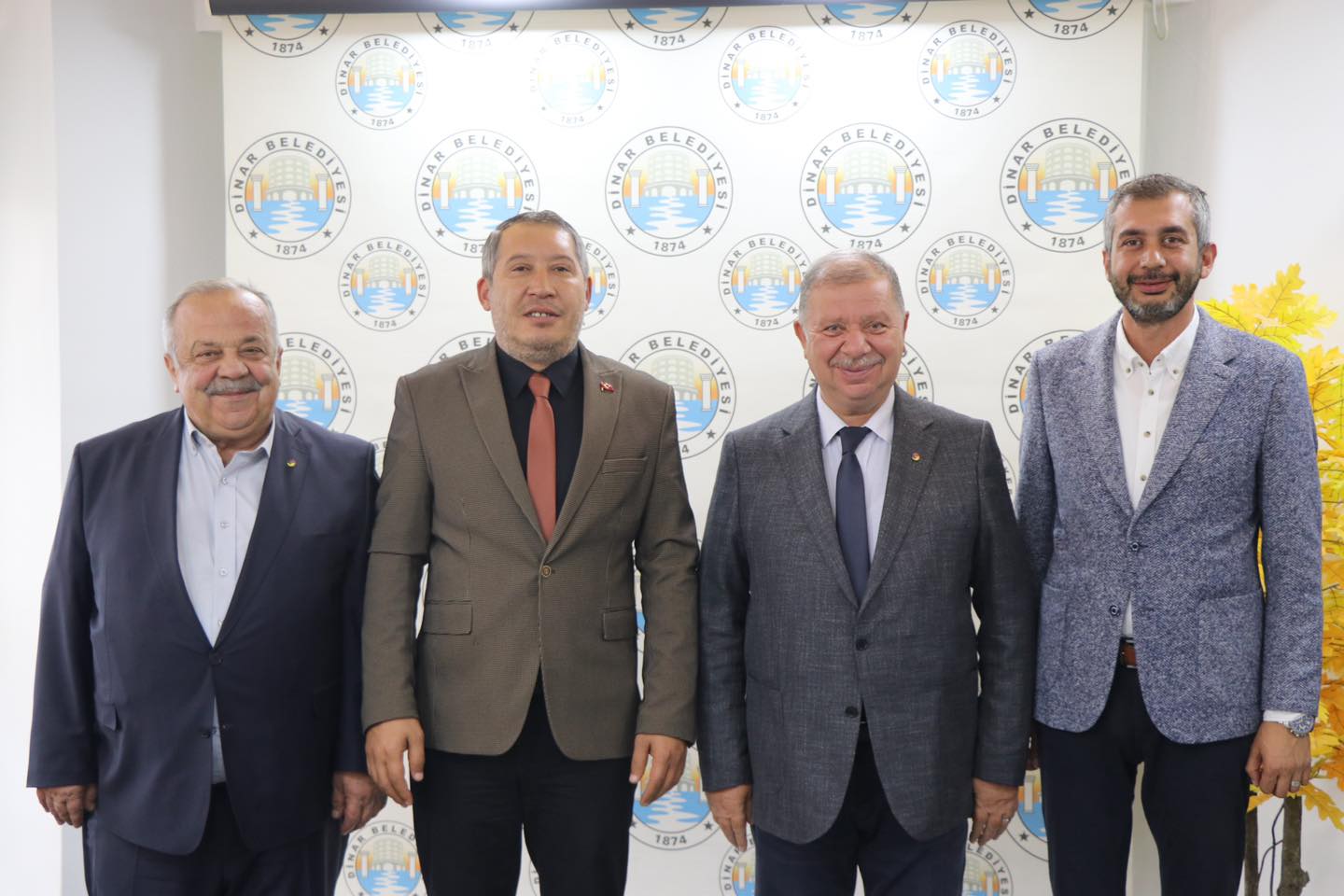 Başkan Topçu, Isparta TSO Heyetini Makamında Kabul Etti