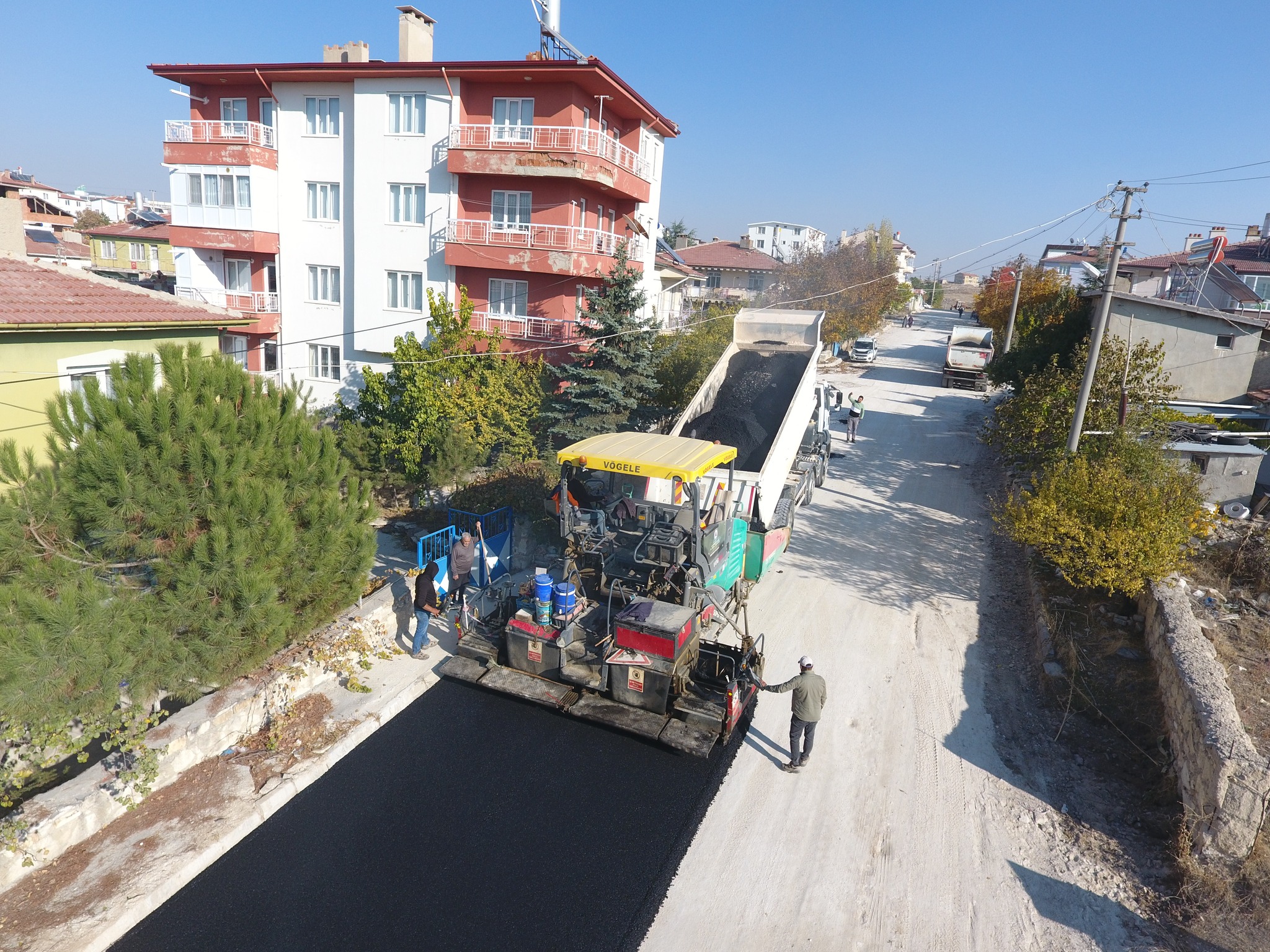 Başkan Seyhan Kılınçarslan, Sıcak Asfalt Çalışmalarını İnceledi
