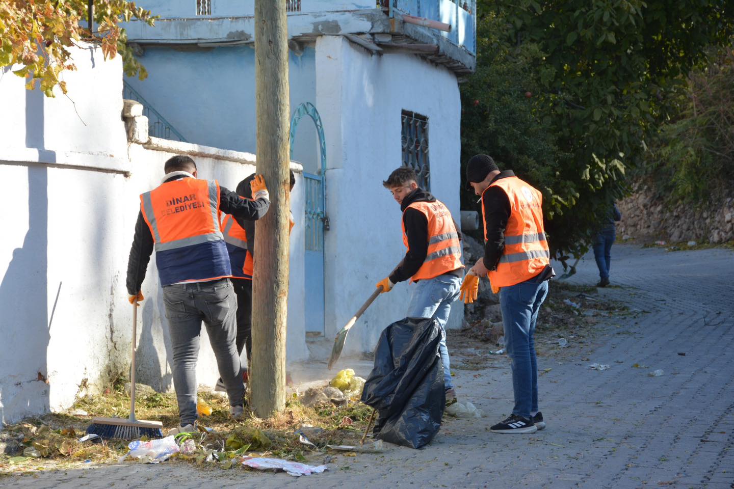 Dinar’da Temizlik Seferberliği