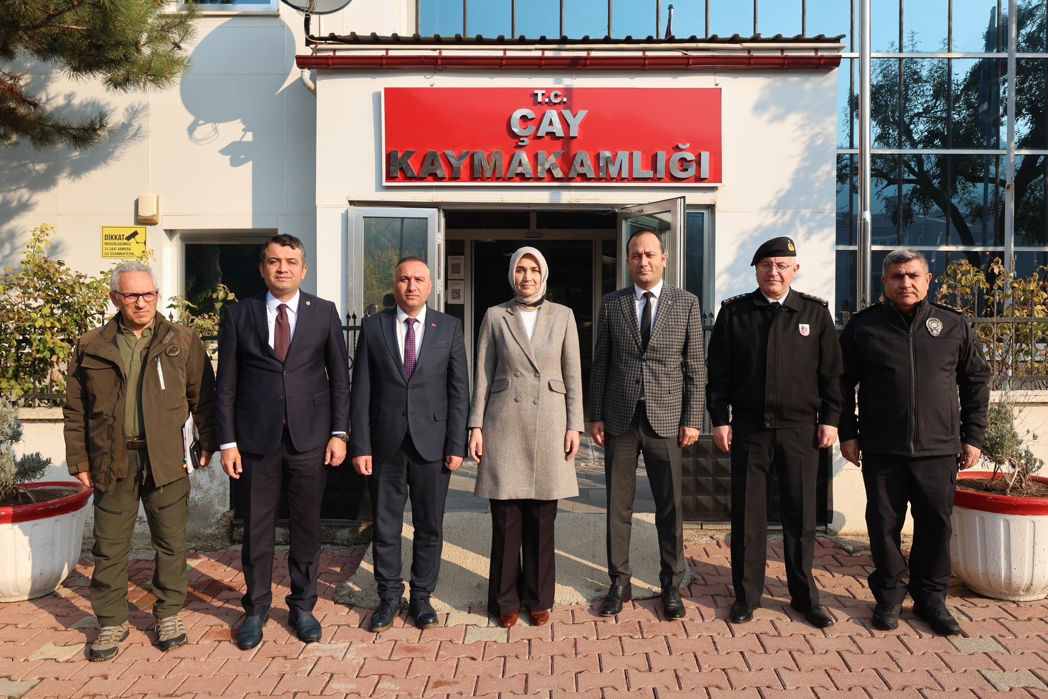 Vali Doç. Dr. Kübra Güran Yiğitbaşı Çay Kaymakamlığını Ziyaret Etti