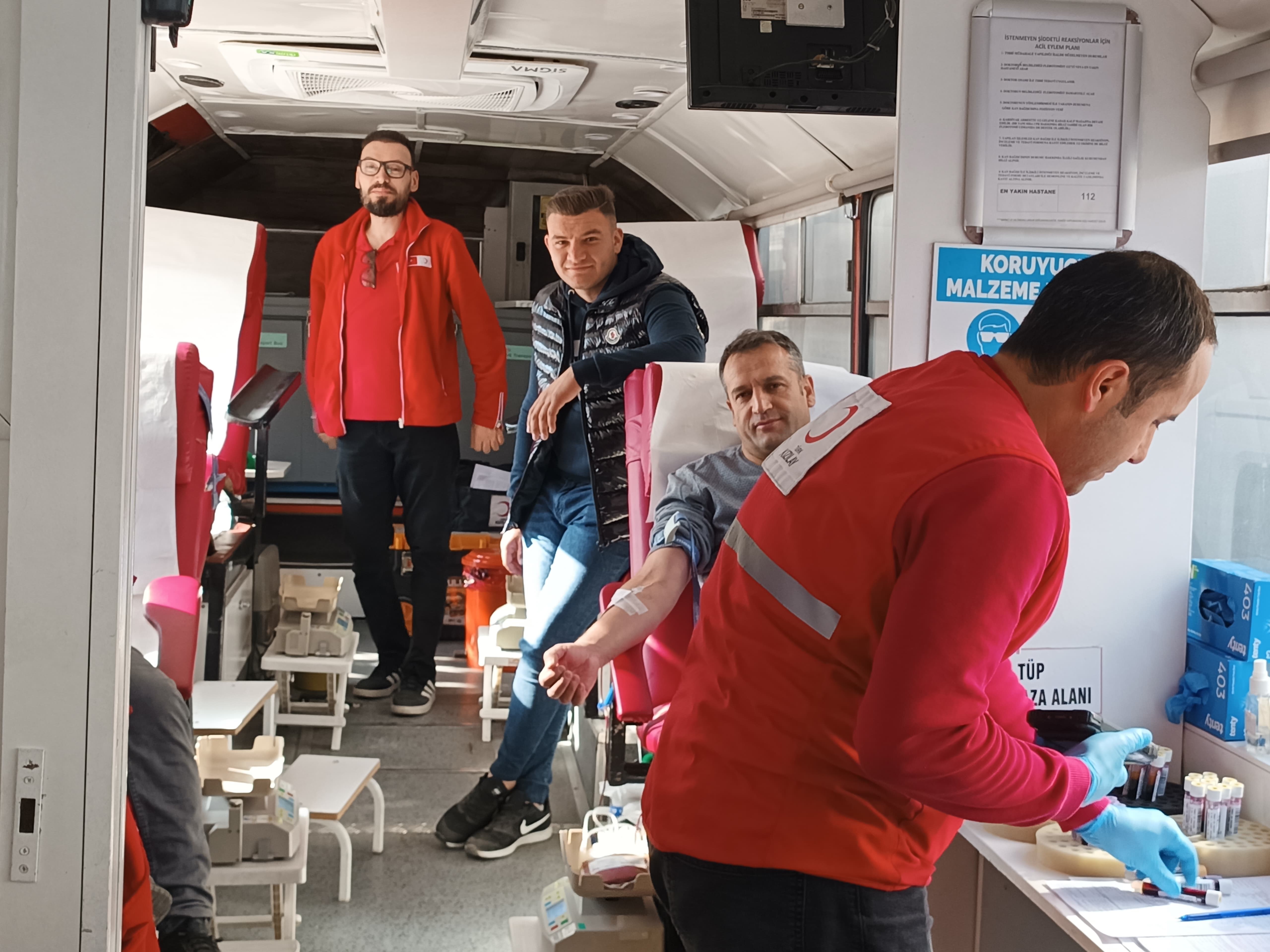 Şuhut’ta Kan Bağışı Kampanyası: 63 Gönüllü Kan Bağışında Bulundu