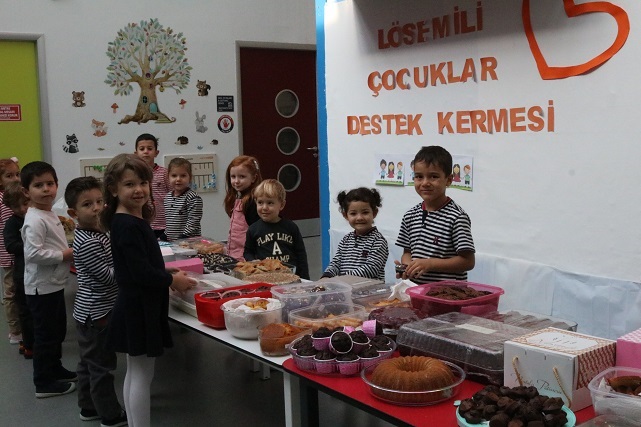 TED Afyon’un Minikleri Lösemili Çocuklara Umut Oldu