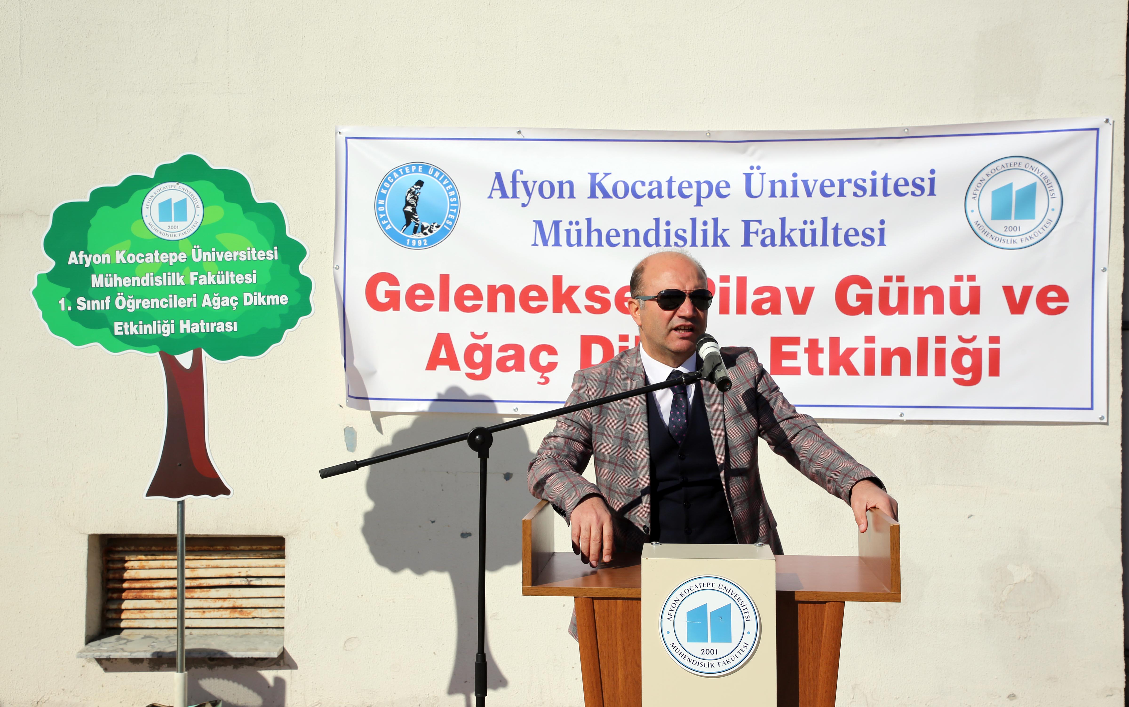 AKÜ Mühendislik Fakültesinde  “Pilav Günü ve Fidan Dikme” Etkinliği