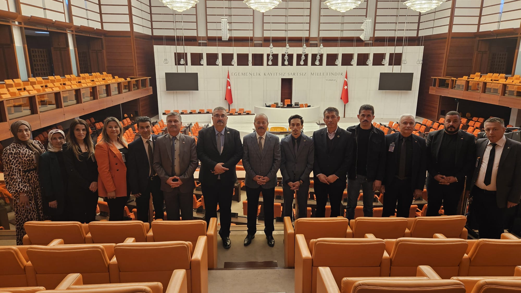 Milletvekili Taytak, Emirdağ Ve Dazkırı İlçe Teşkilatlarını Meclis'te Ağırladı