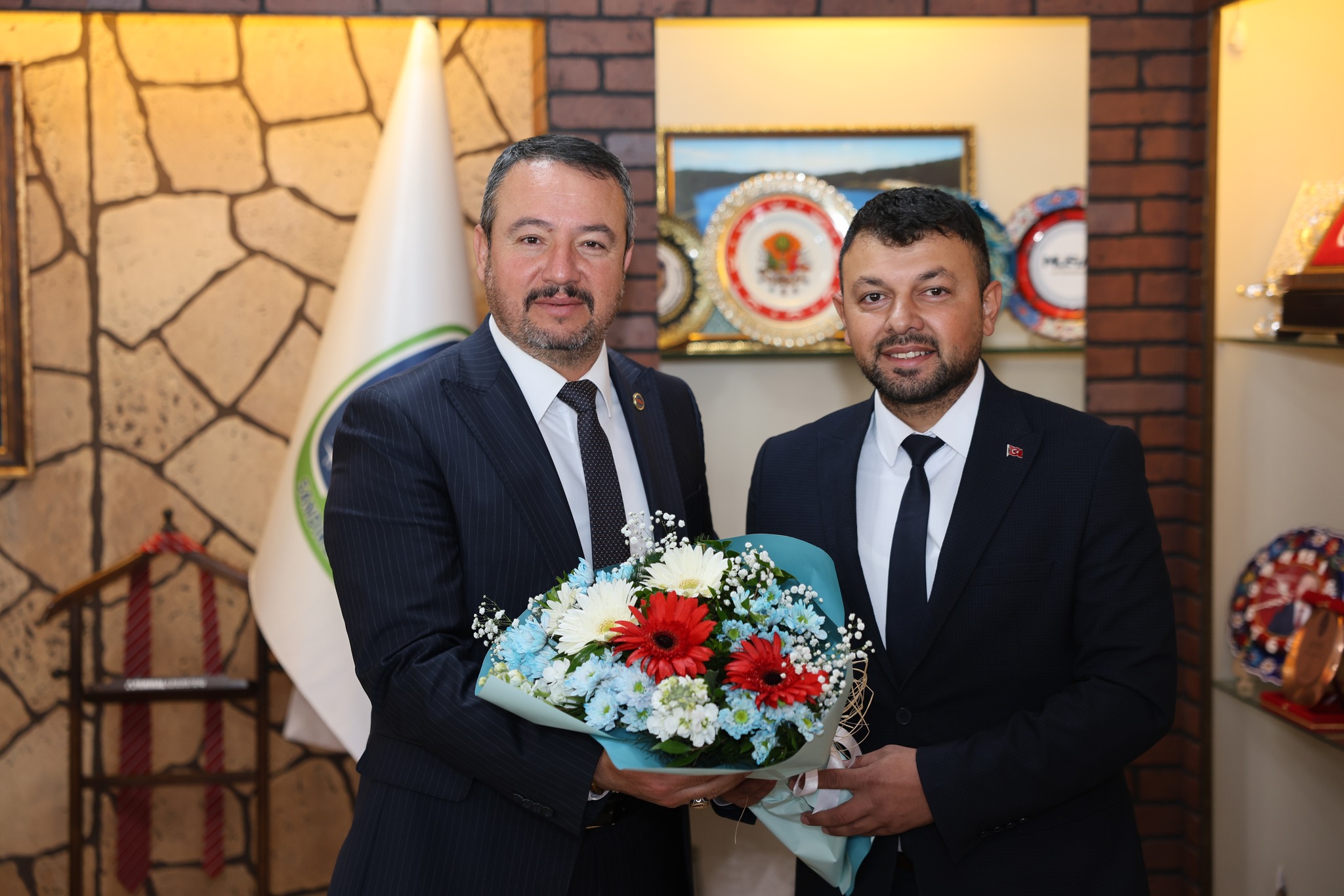 Vatandaşlar, Başkan Öztaş’ın Doğum Gününü Kutlandı