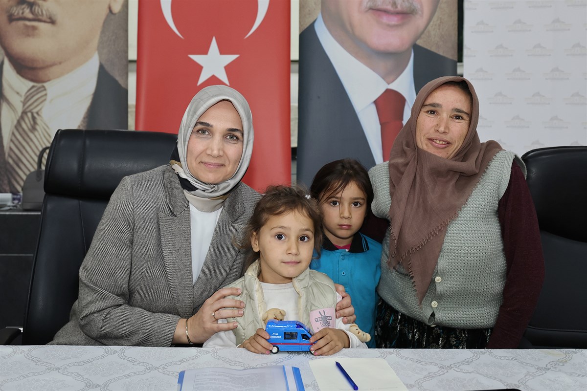 Vali Yiğitbaşı Çay ve Sultandağı İlçelerinde Vatandaşları Dinledi