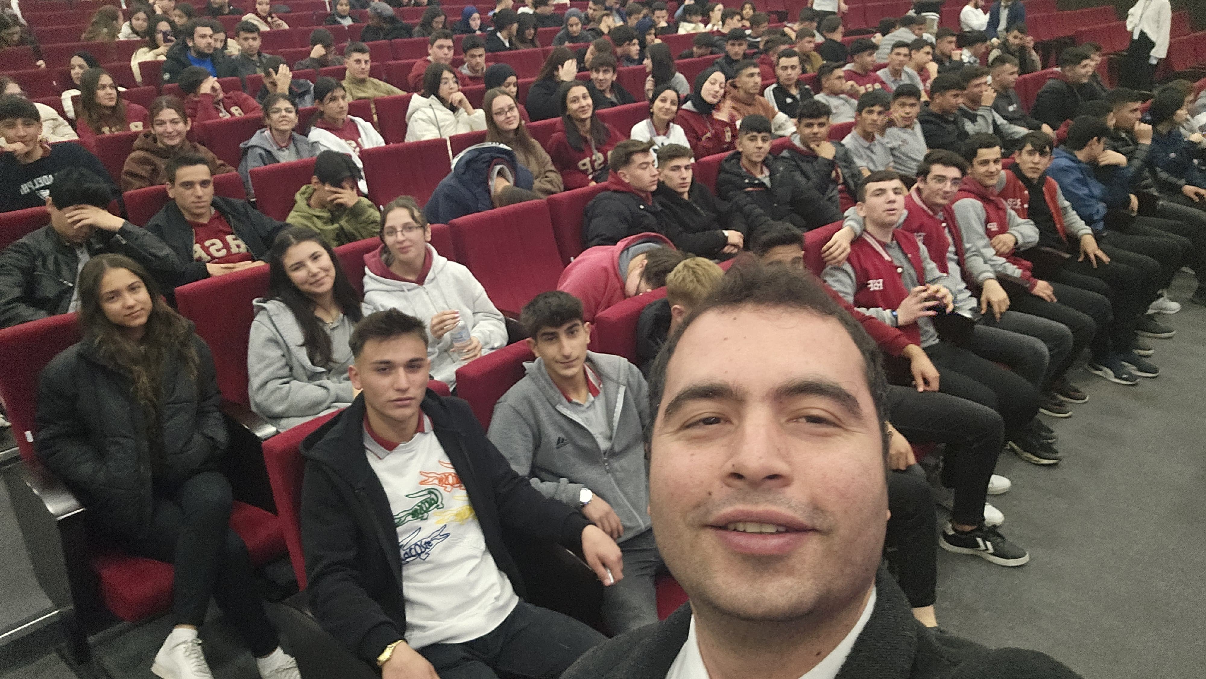 Rahmiye Sare Palalı Koleji Öğrencileri Girişimcilik ve Kariyer Zirvesi'ne Katıldı