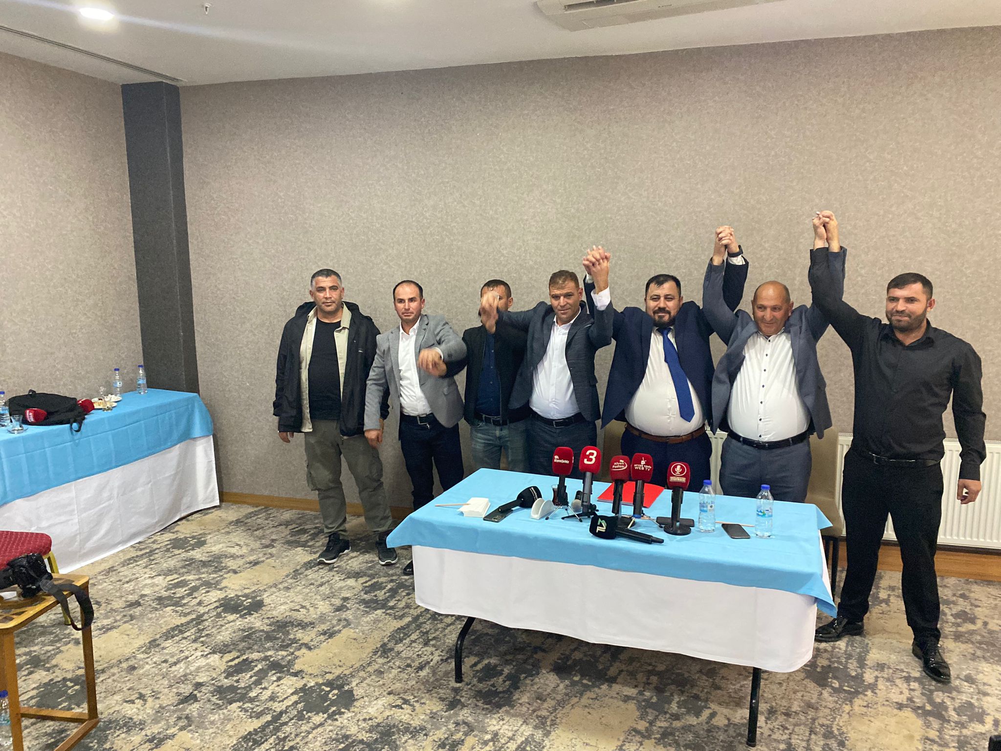 Afyonspor'un Olağanüstü Kongresi Sonuçlandı: Mevlüt Akkuş Başkan Seçildi