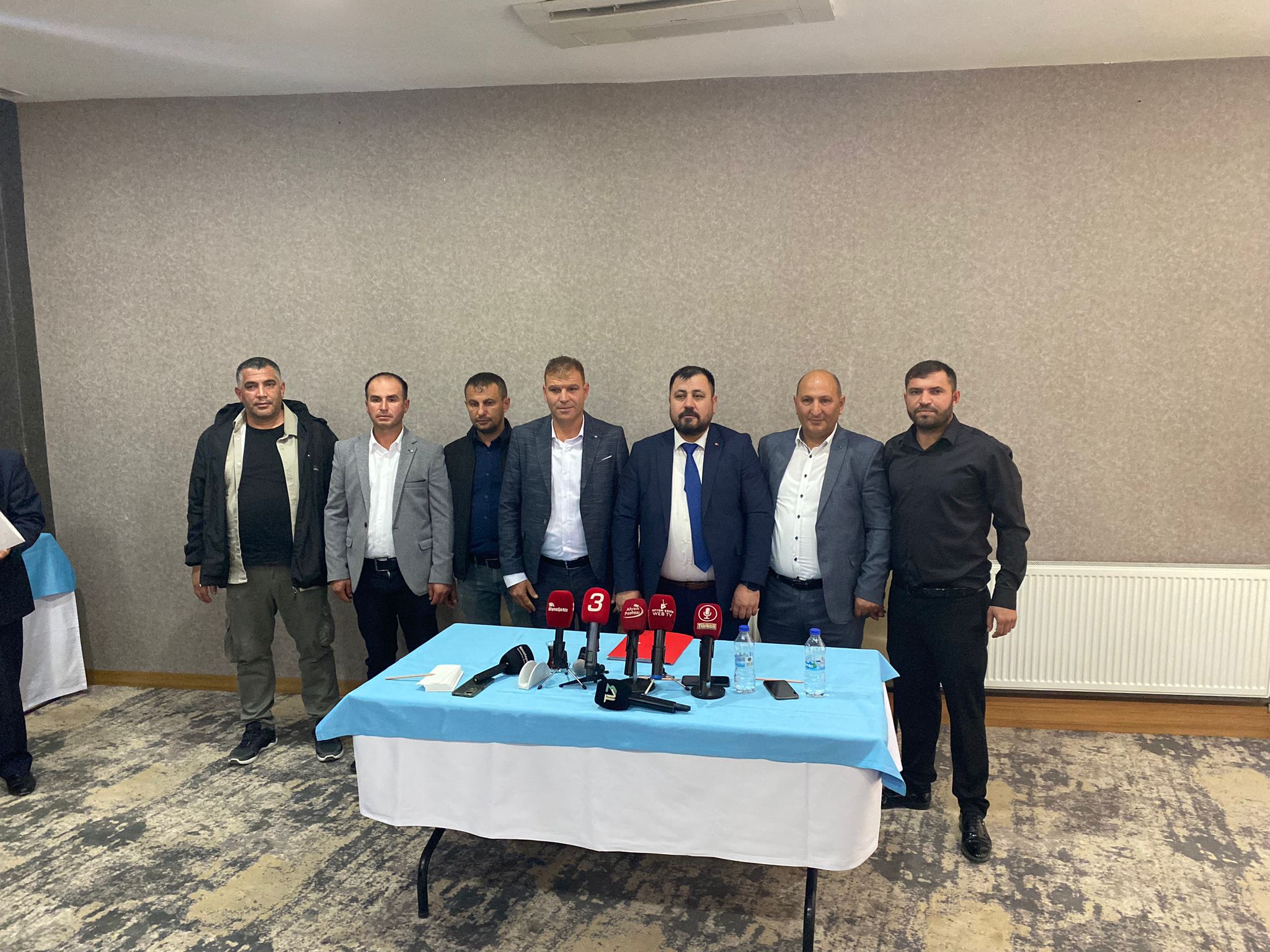 Afyonspor'un Olağanüstü Kongresi Sonuçlandı: Mevlüt Akkuş Başkan Seçildi