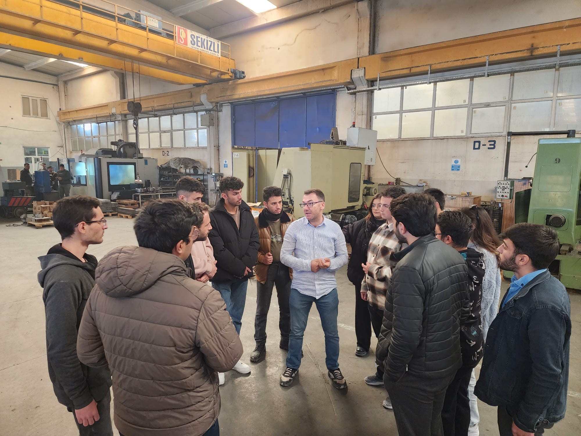 Afyonkarahisar'da Gençler Mermer ve Makine Fabrikalarında Teknik Gezdi