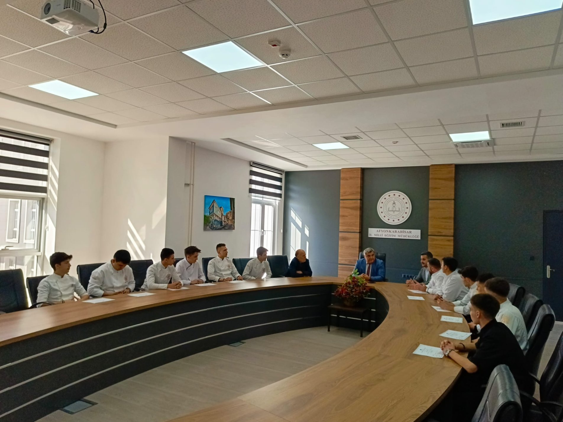 Müdür Sünnetci Erasmus Projesi Katılımcısı Öğrencileri Kabul Etti