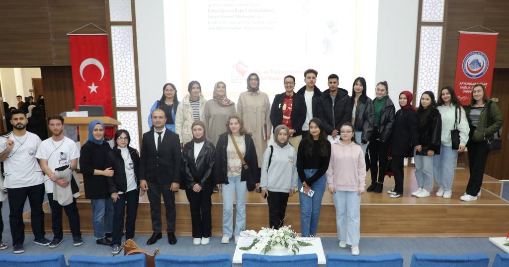 "Evlilik Öncesi İletişim ve Hazırlık, Sağlıklı Bir Aile Hayatının Temelidir"