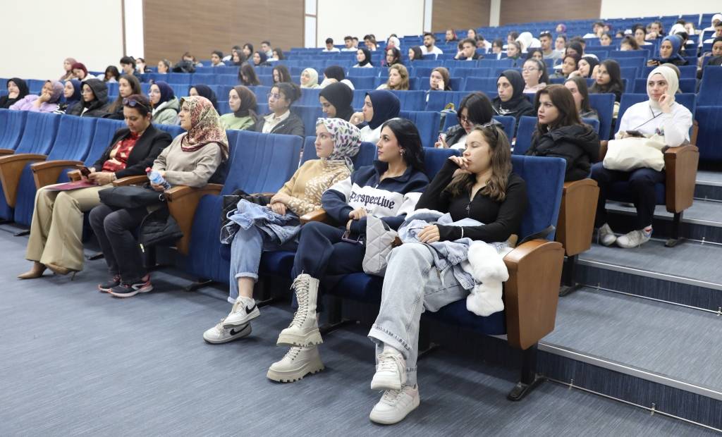 "Evlilik Öncesi İletişim ve Hazırlık, Sağlıklı Bir Aile Hayatının Temelidir"