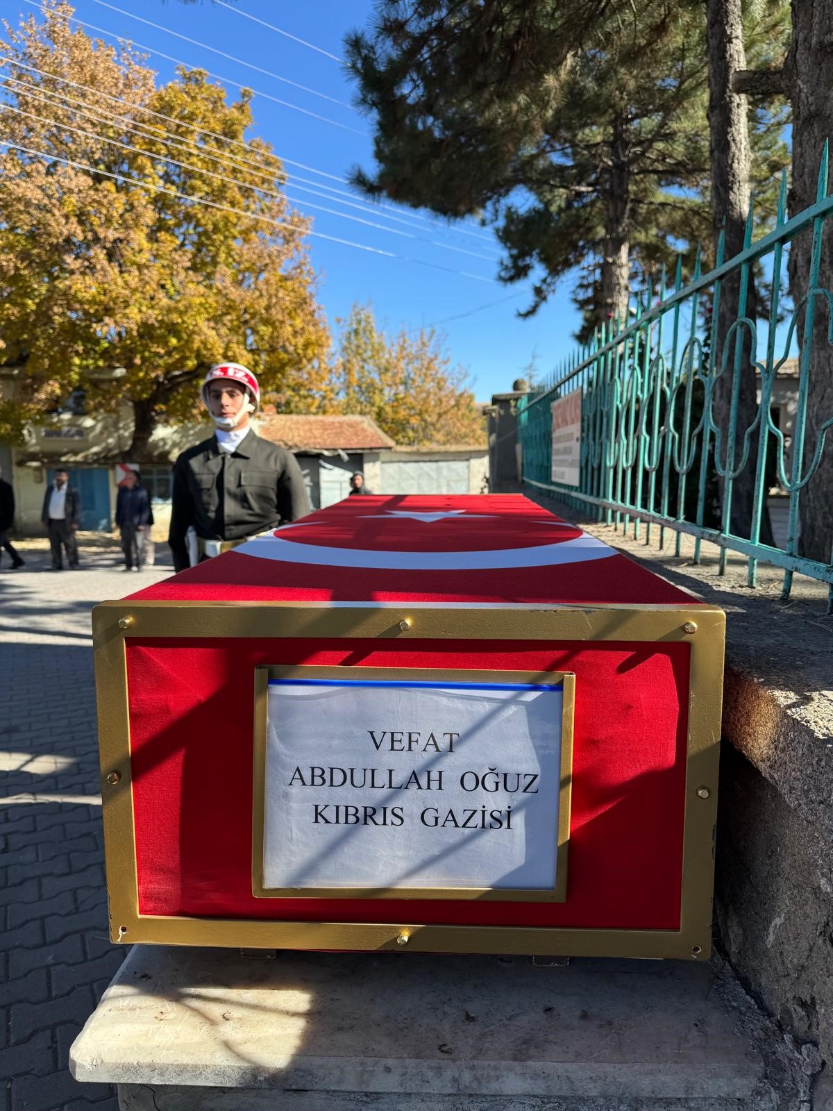 Kıbrıs Gazisi Askeri Törenle Son Yolculuğuna Uğurlandı