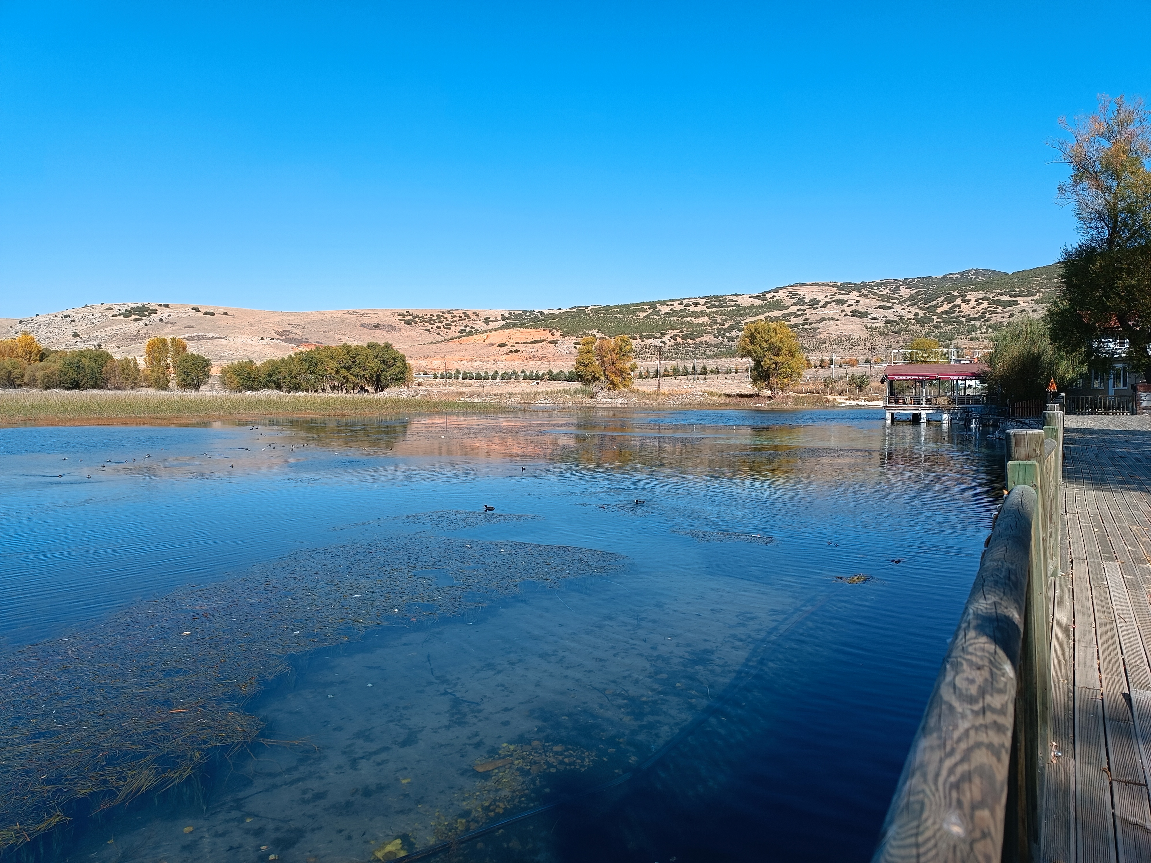 Büyük Menderes Nehri’nin Afyon’da doğduğu bu gölü ziyaret edin!