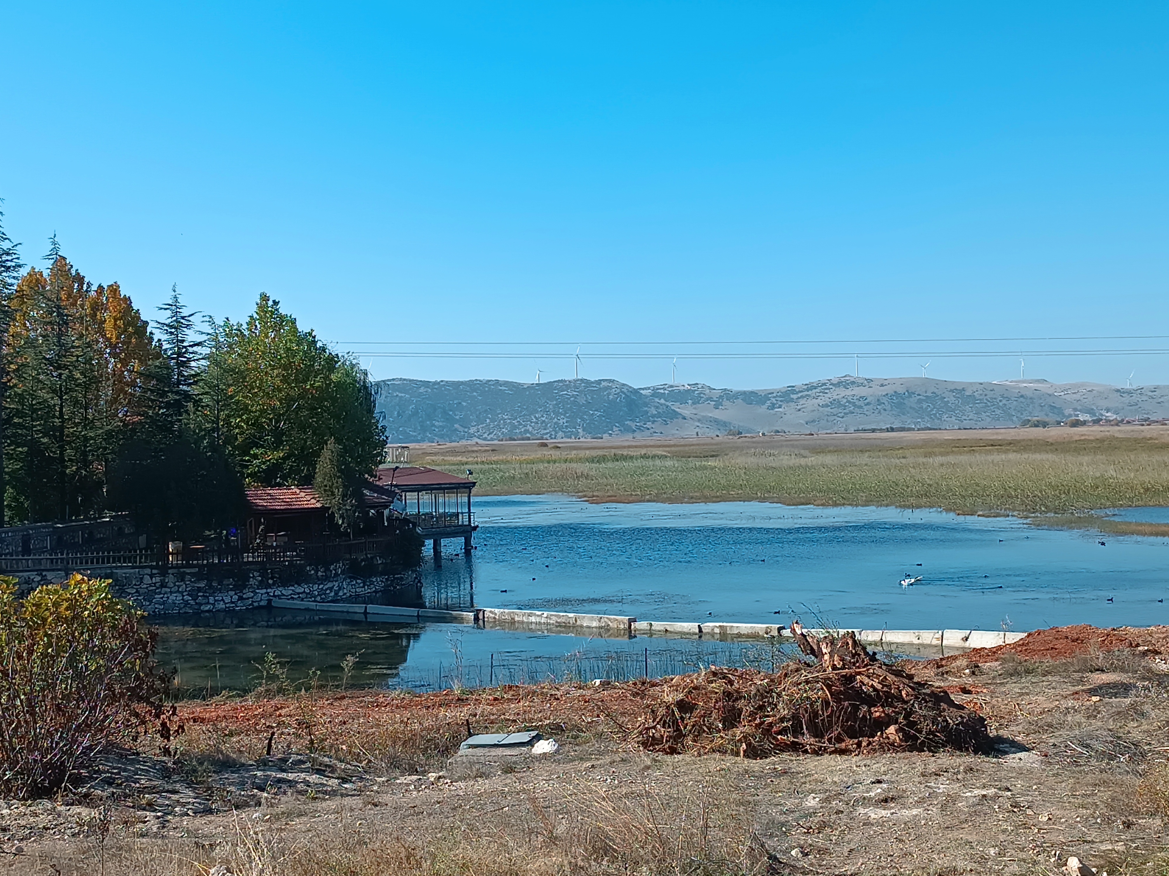 Büyük Menderes Nehri’nin Afyon’da doğduğu bu gölü ziyaret edin!