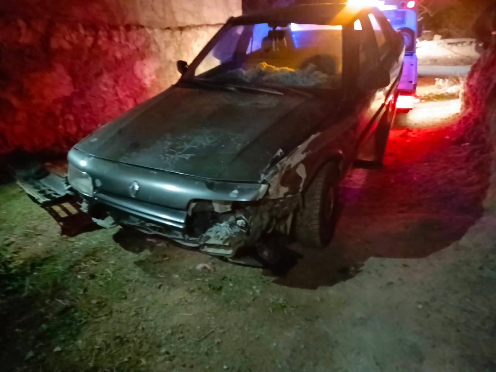 Afyonkarahisar'da Feci Kaza Araçlar Kullanılamaz Hale Geldi