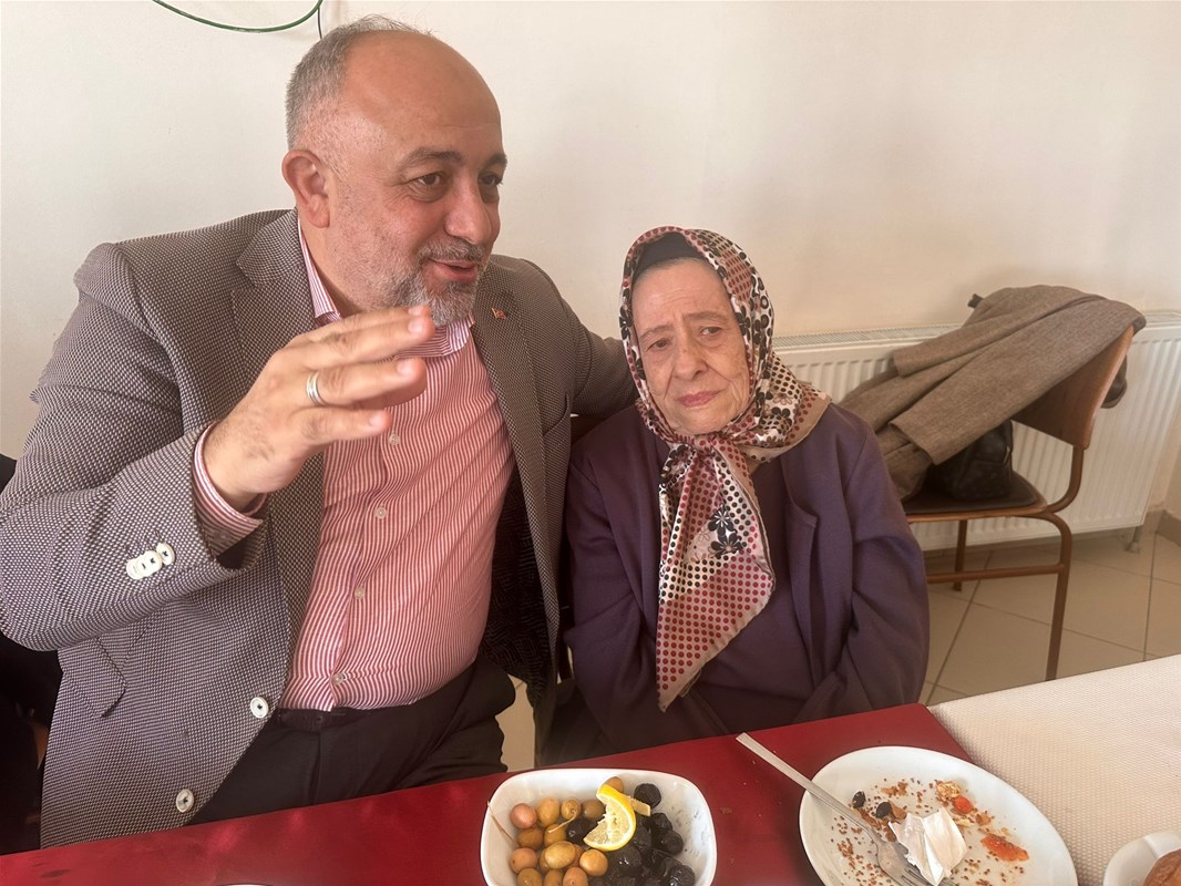 Afyonkarahisar’da Şehit Annelerine Kahvaltı Programı Düzenlendi
