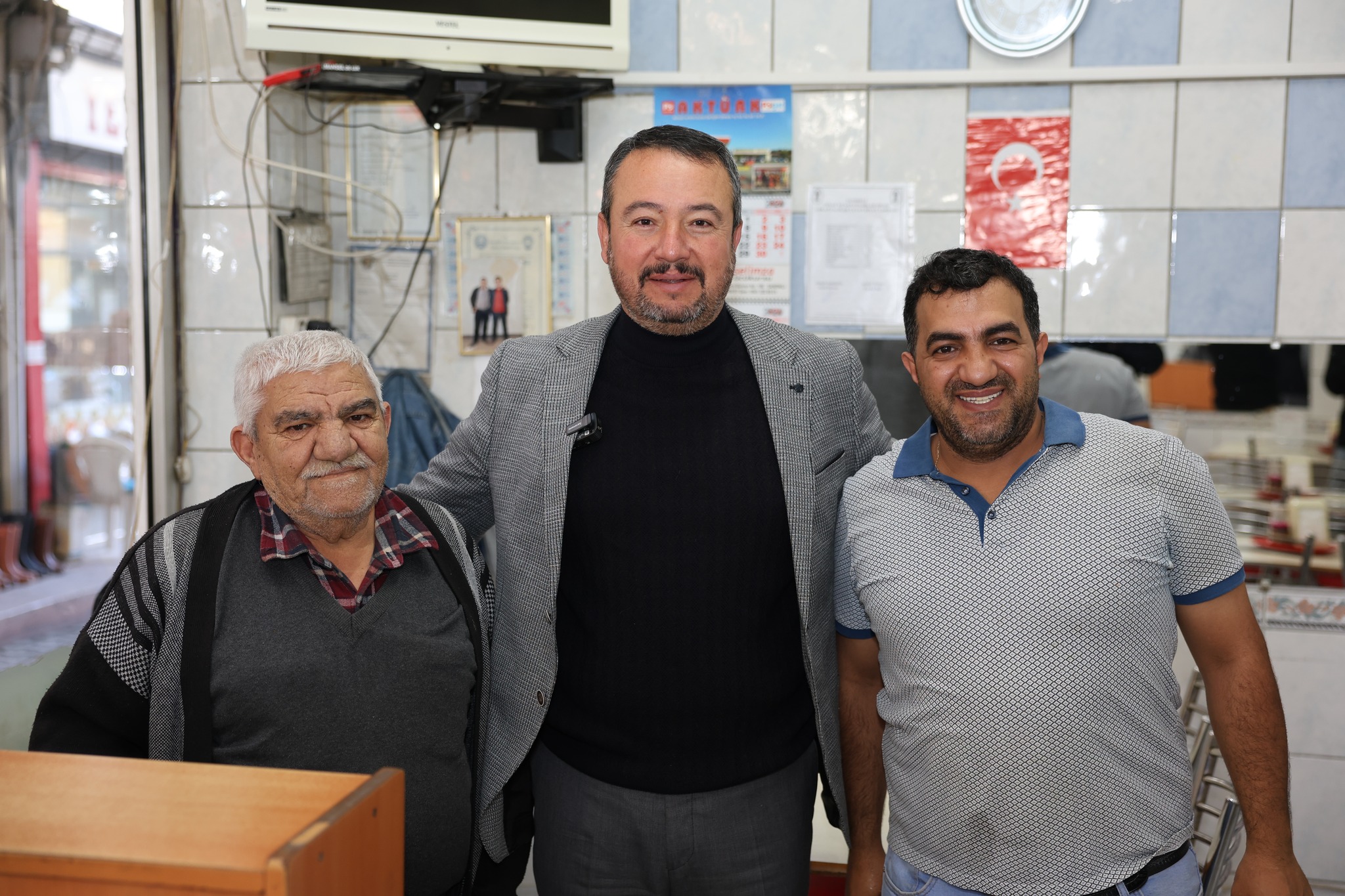Başkan Öztaş, Ulu Camii Çarşı Esnafını Ziyaret Etti